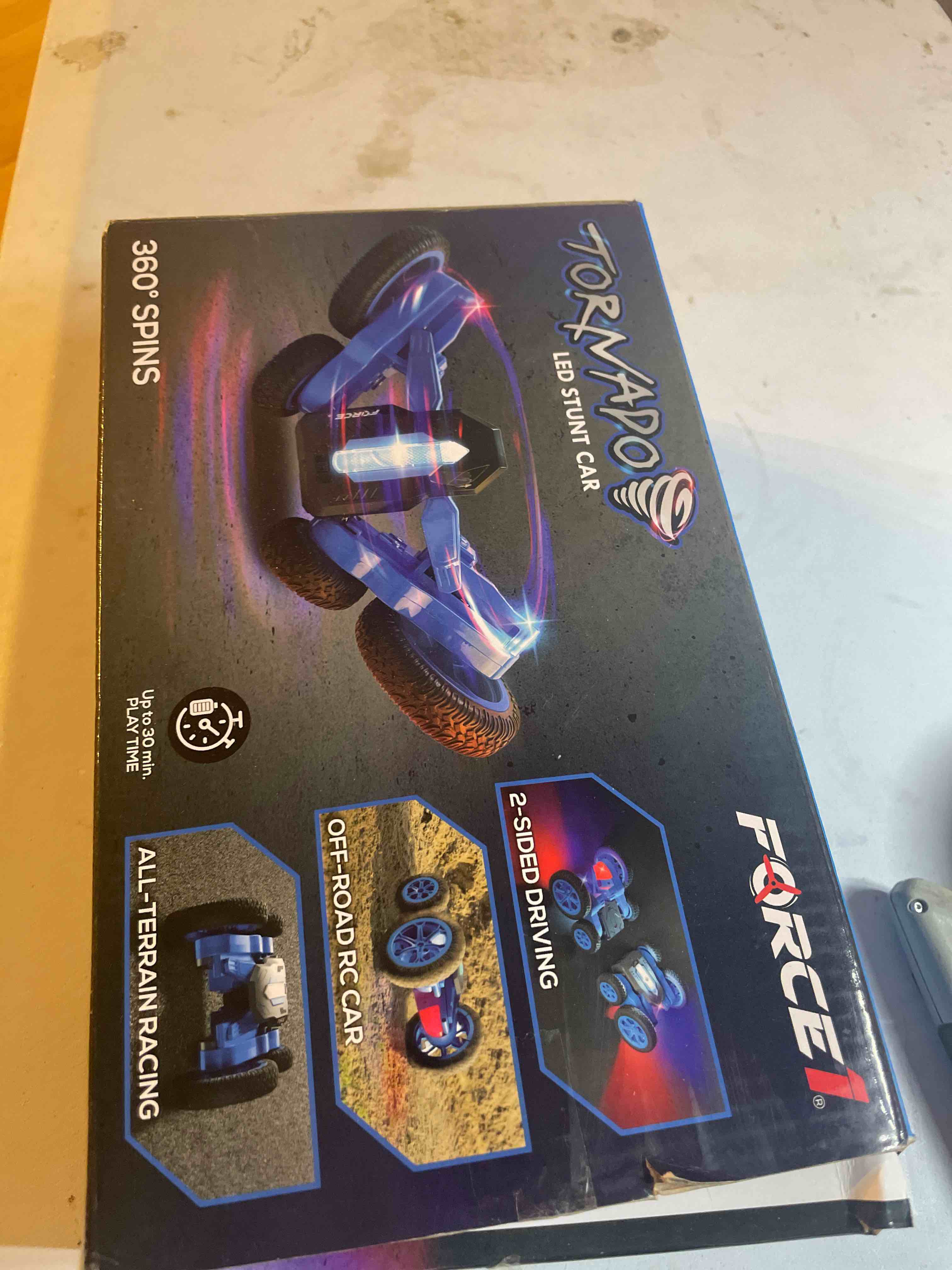 https://s3.amazonaws.com/lotting-images-prod/phillipi/TEA1215874_1745971004765.jpeg