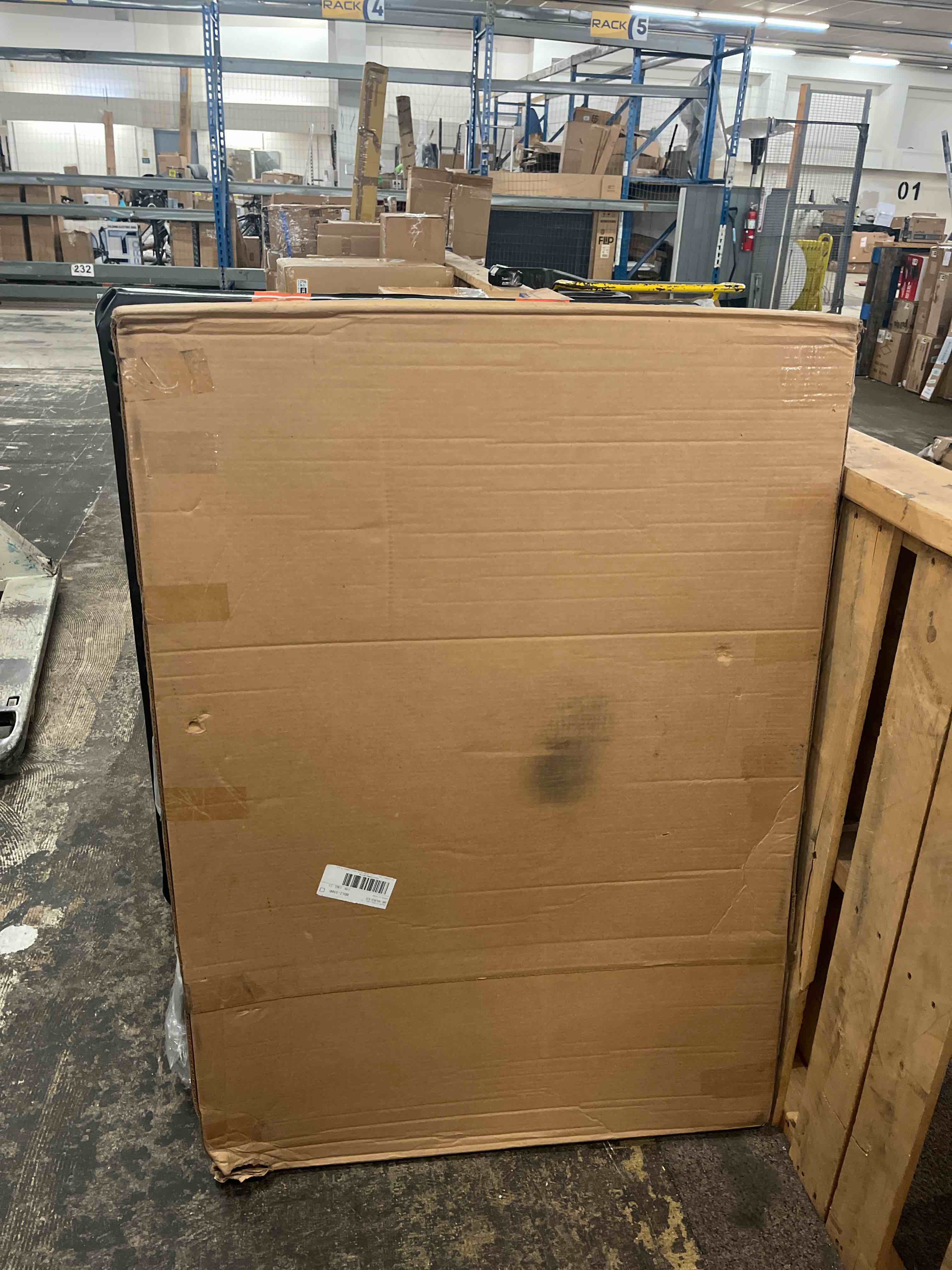 https://s3.amazonaws.com/lotting-images-prod/phillipi/TEA1792003_1760458243539.jpeg