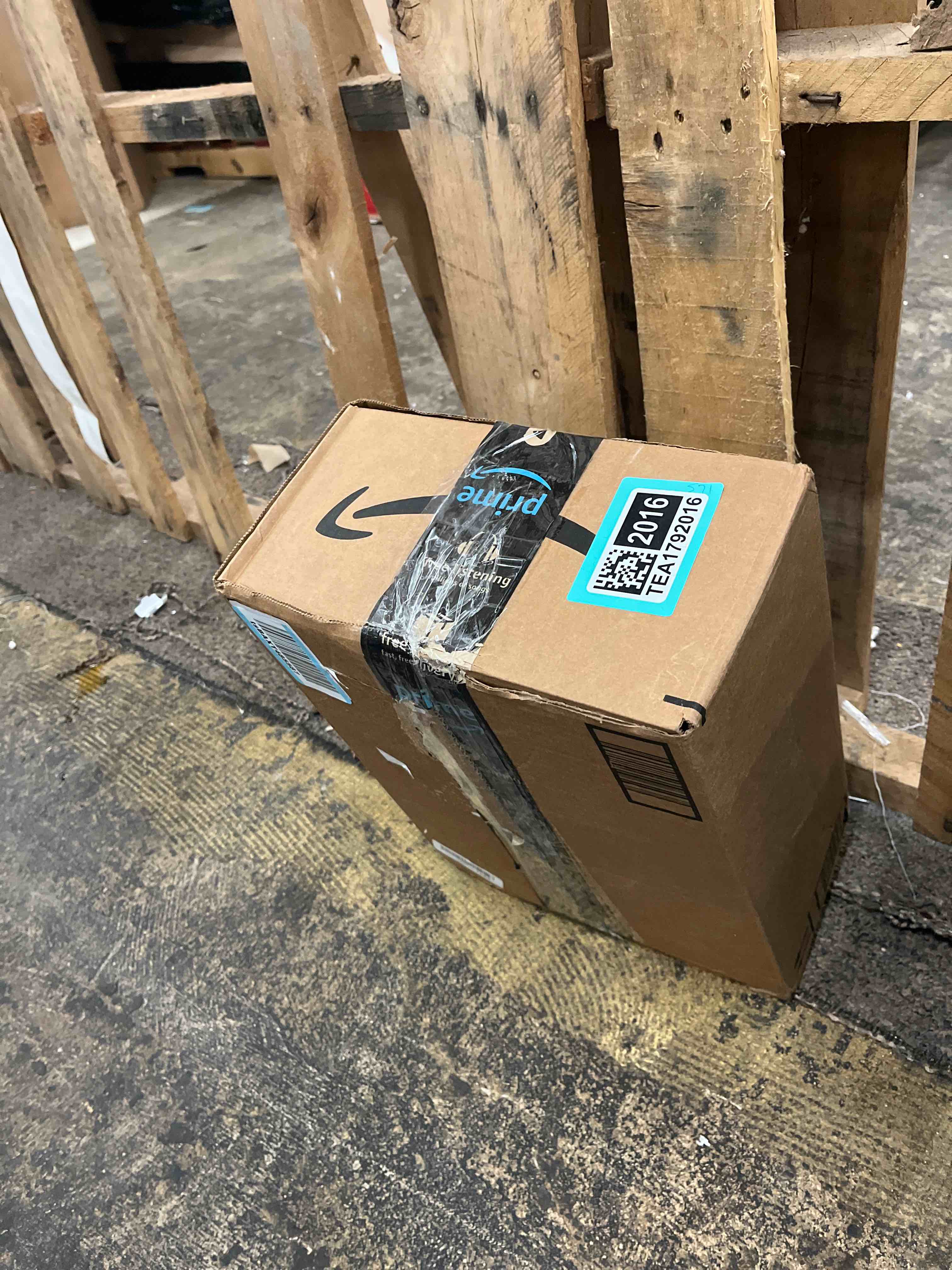 https://s3.amazonaws.com/lotting-images-prod/phillipi/TEA1792016_1760460355741.jpeg