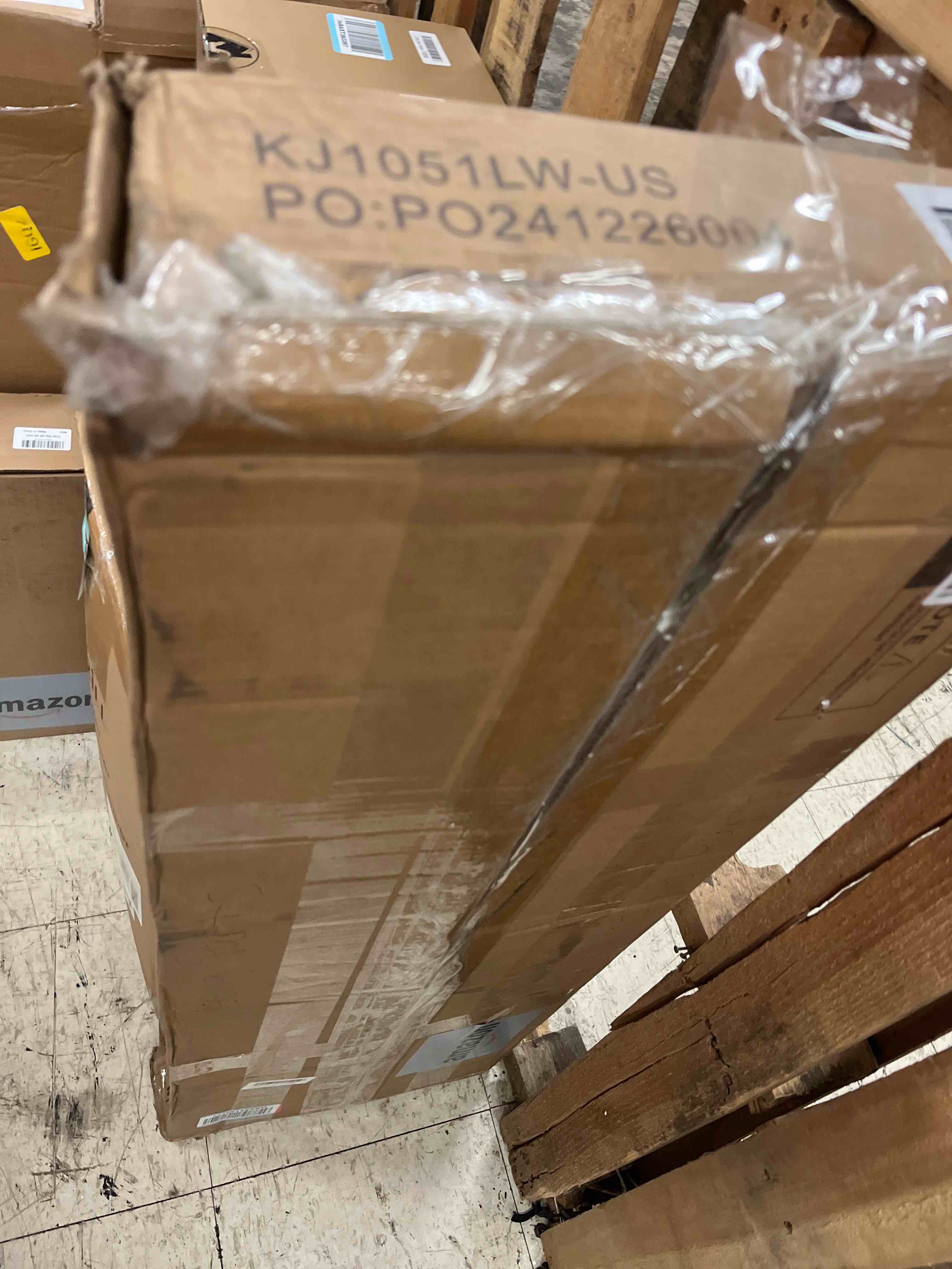 https://s3.amazonaws.com/lotting-images-prod/phillipi/TEA1792102_1760459632054.jpeg