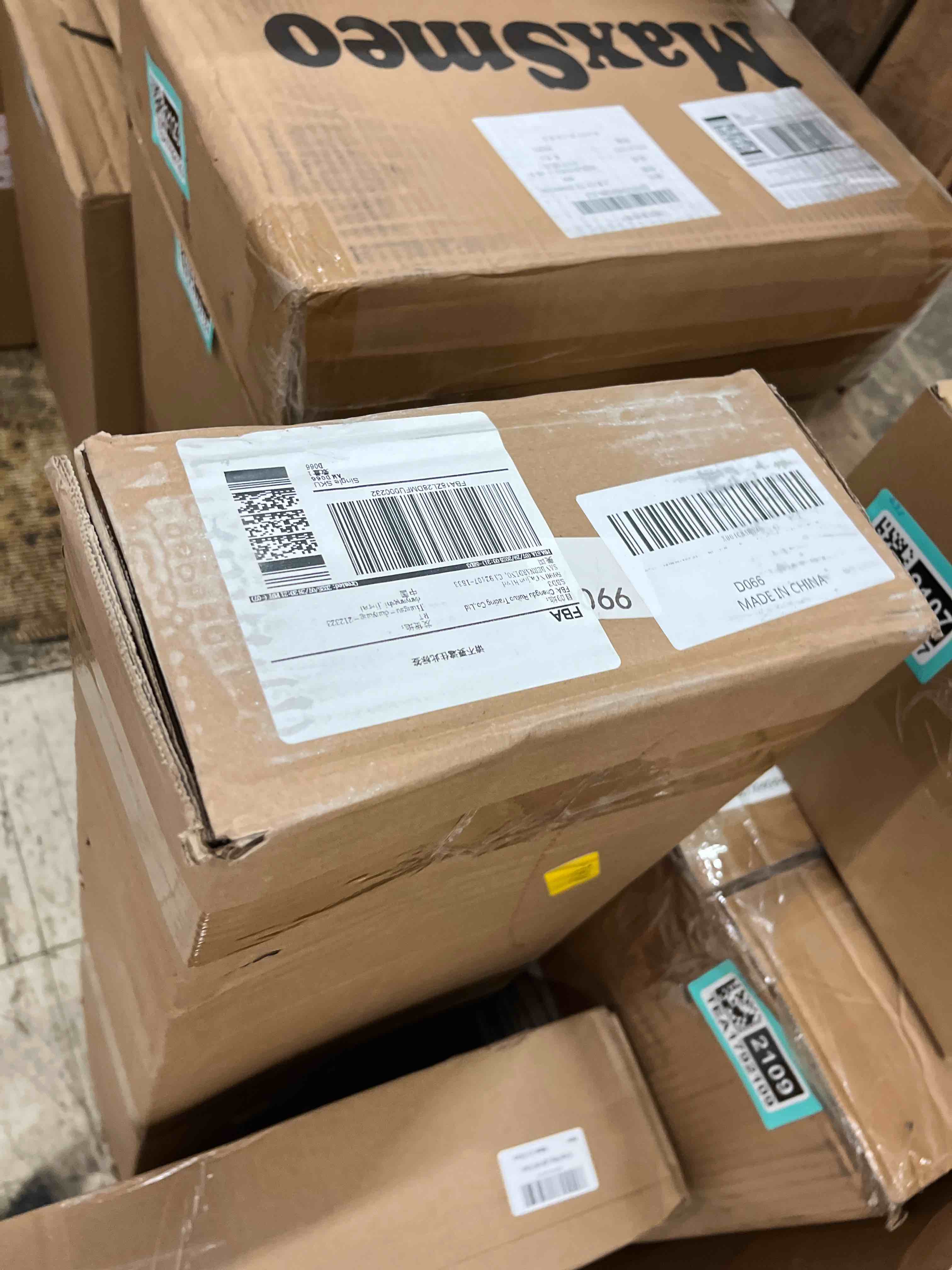 https://s3.amazonaws.com/lotting-images-prod/phillipi/TEA1792103_1760459676251.jpeg