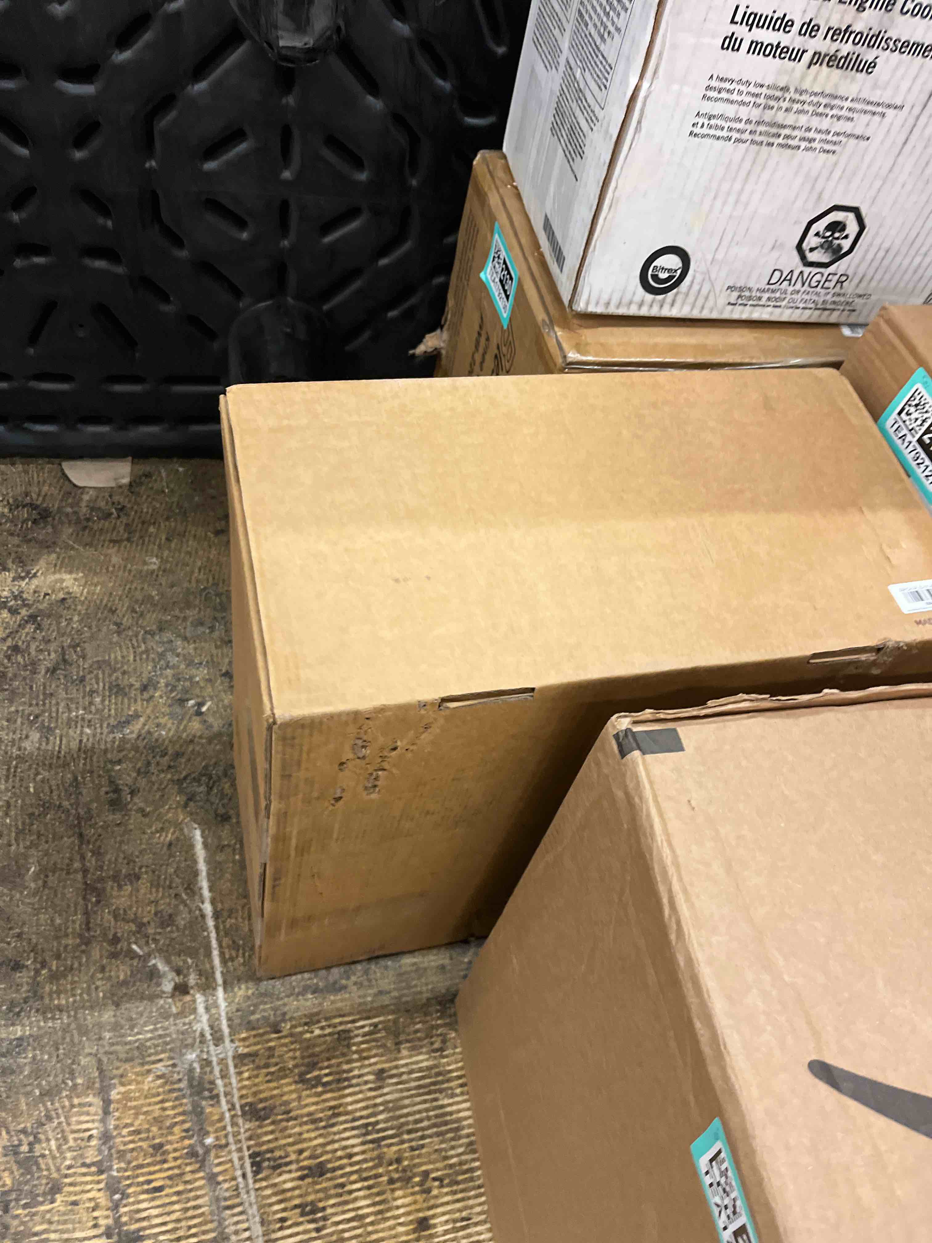 https://s3.amazonaws.com/lotting-images-prod/phillipi/TEA1792125_1760458591847.jpeg