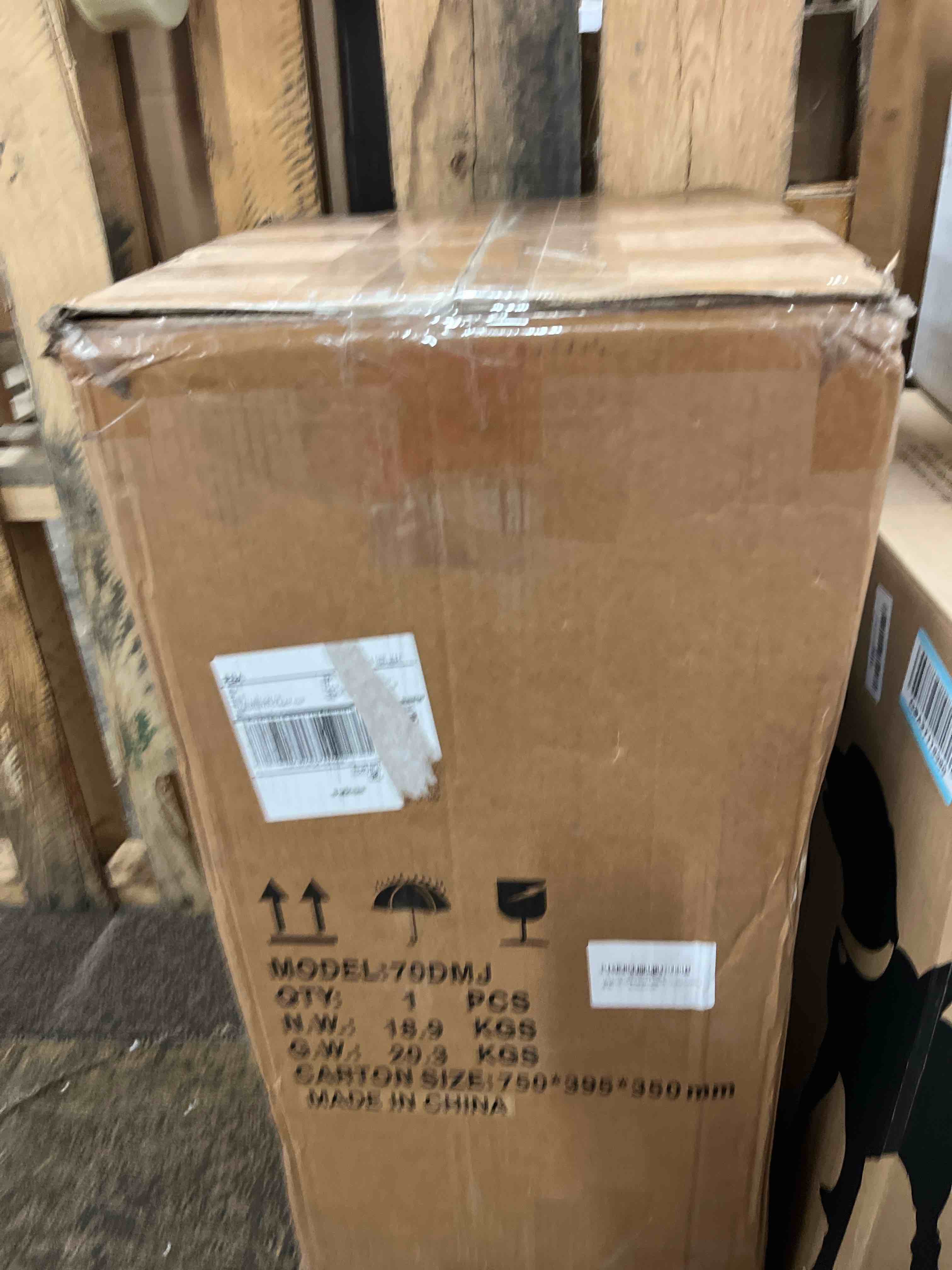 https://s3.amazonaws.com/lotting-images-prod/phillipi/TEA1792220_1760495119203.jpeg