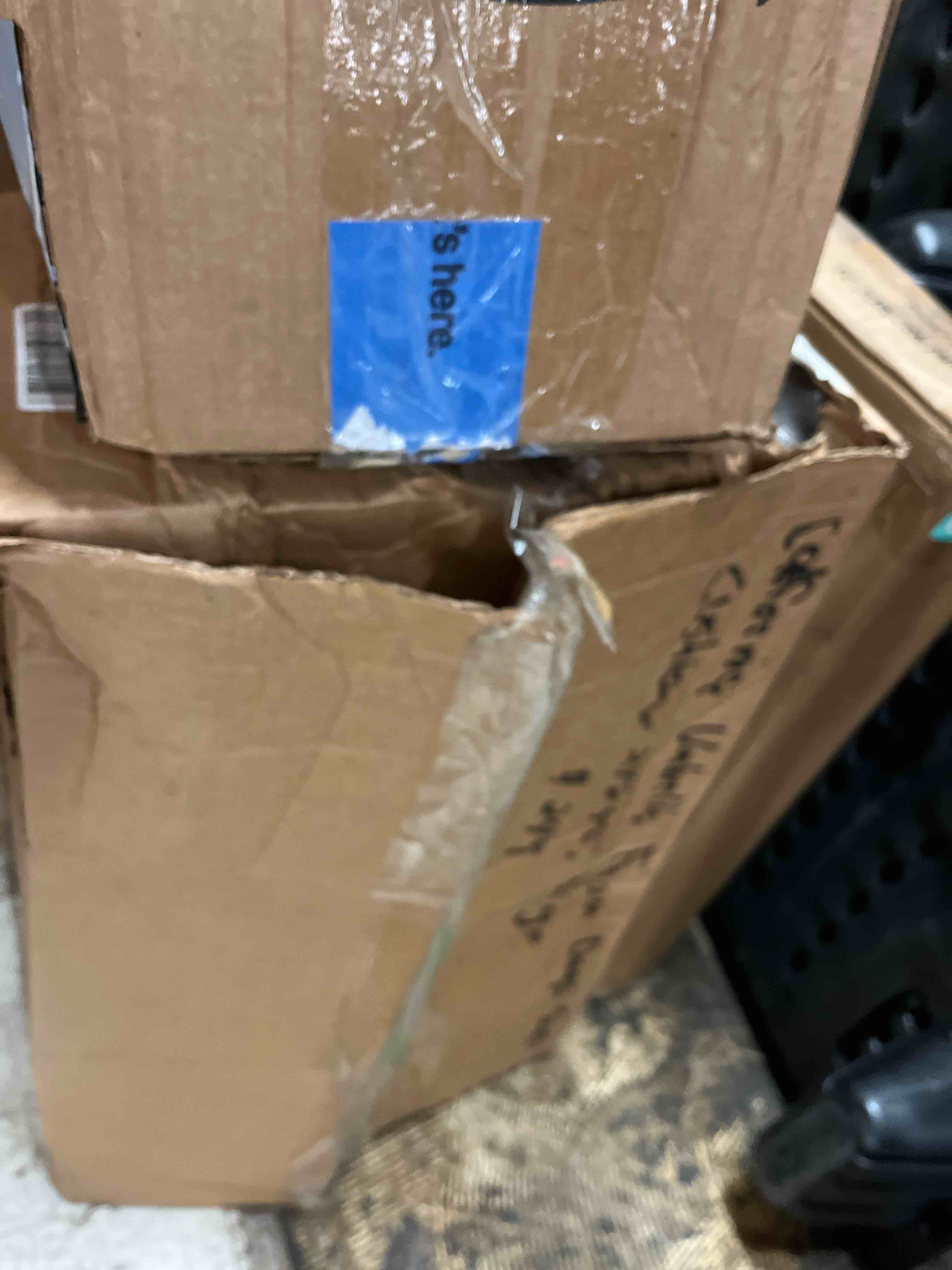https://s3.amazonaws.com/lotting-images-prod/phillipi/TEA1792237_1760493626839.jpeg