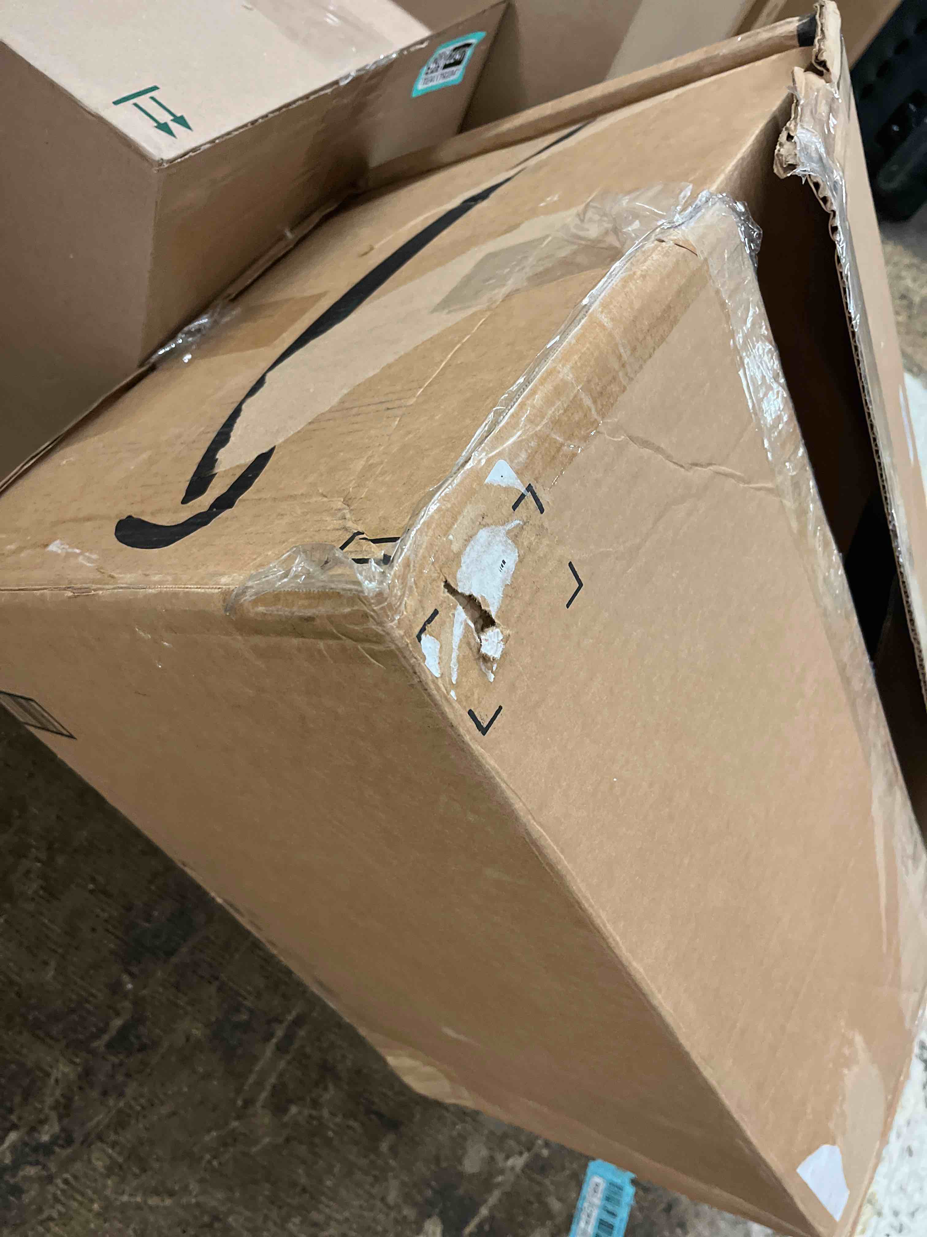 https://s3.amazonaws.com/lotting-images-prod/phillipi/TEA1792245_1760492143550.jpeg