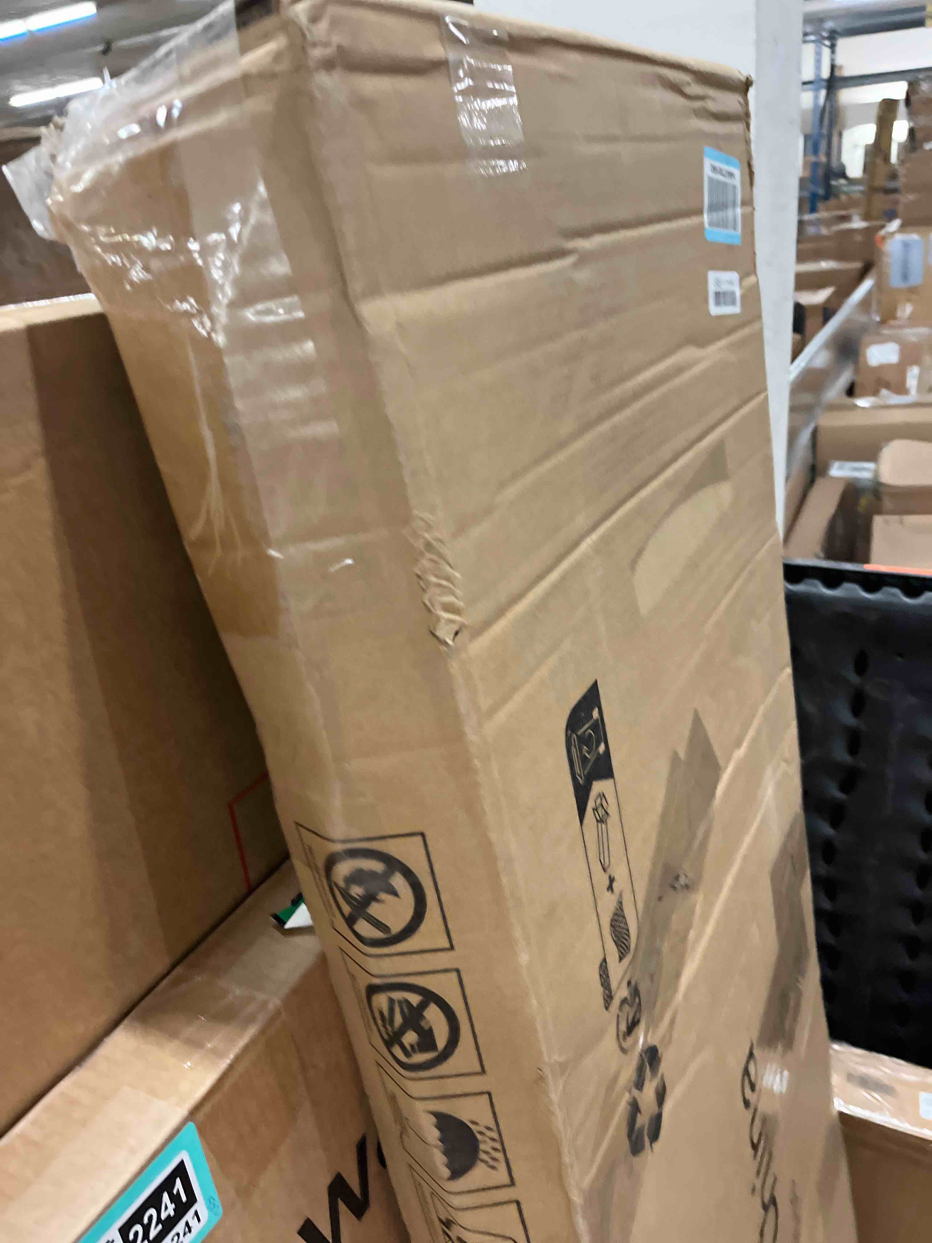 https://s3.amazonaws.com/lotting-images-prod/phillipi/TEA1792246_1760491894476.jpeg