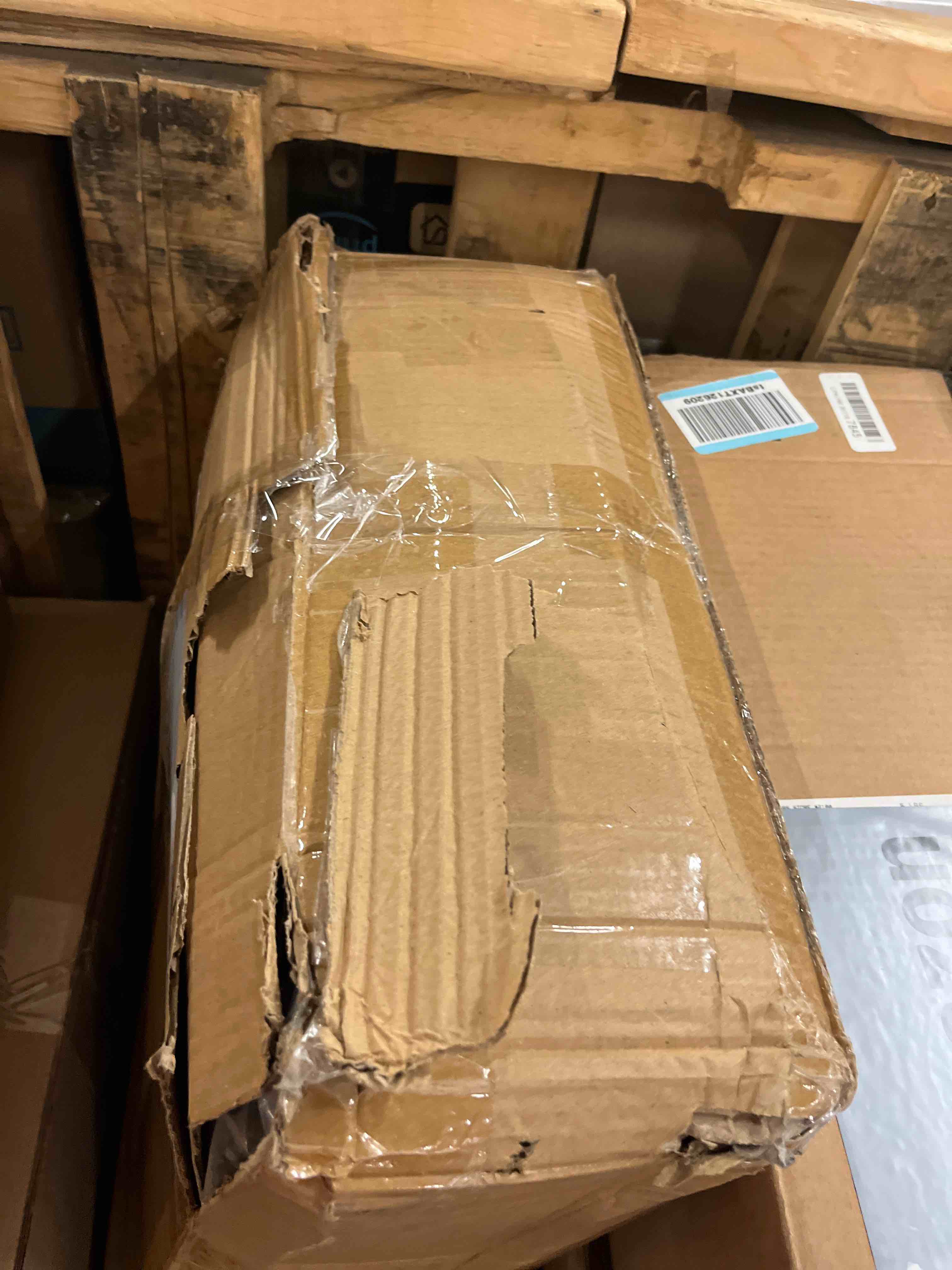 https://s3.amazonaws.com/lotting-images-prod/phillipi/TEA1792251_1760492700537.jpeg
