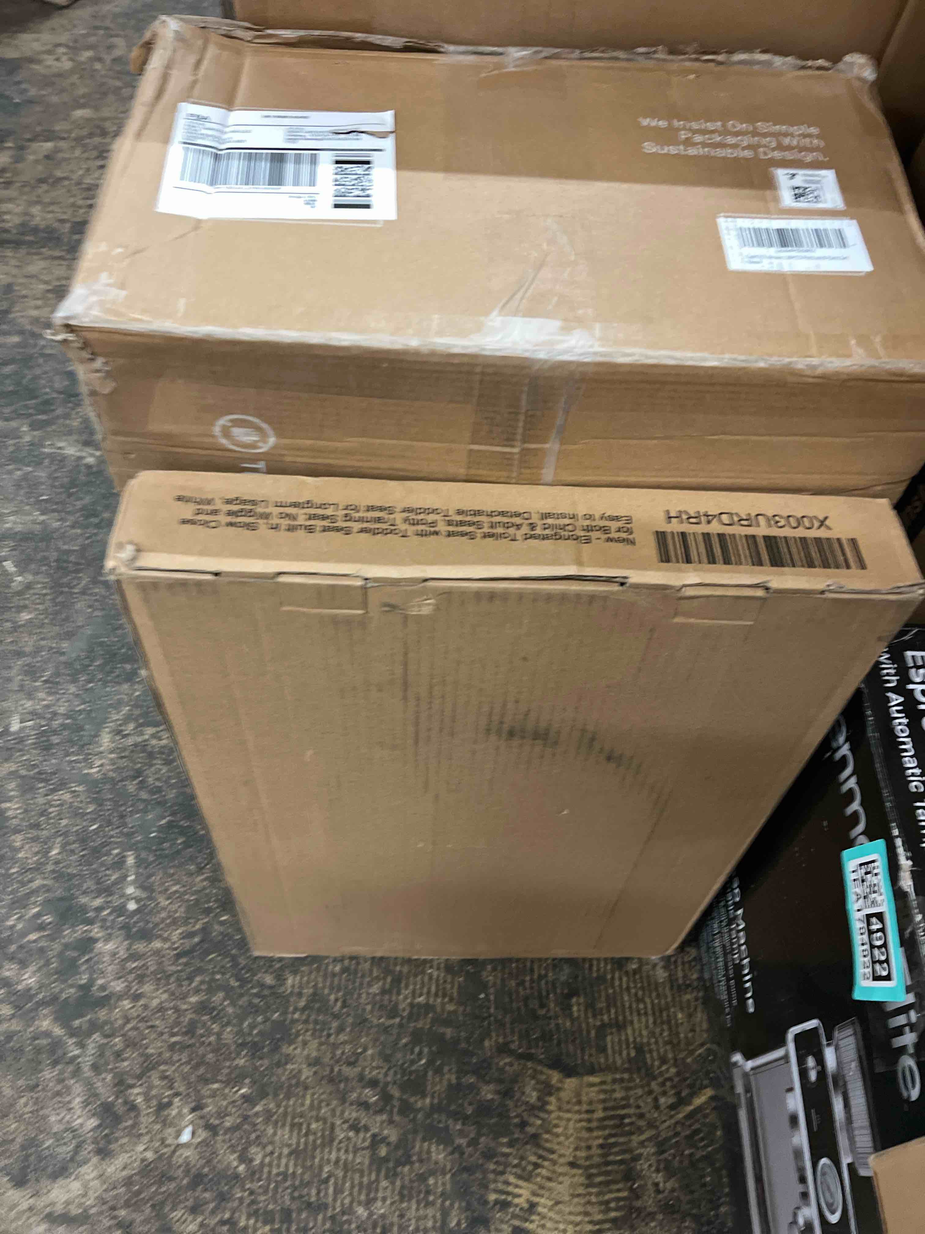 Condition photo showing New/Like New for 1M Family Toilet Seat, Patented Slow Close & Quick Releasing Technology, Anti-Wiggling, Easy to Install and Clean, Standard Elongated with Toddler Seat Built In (1 Piece)