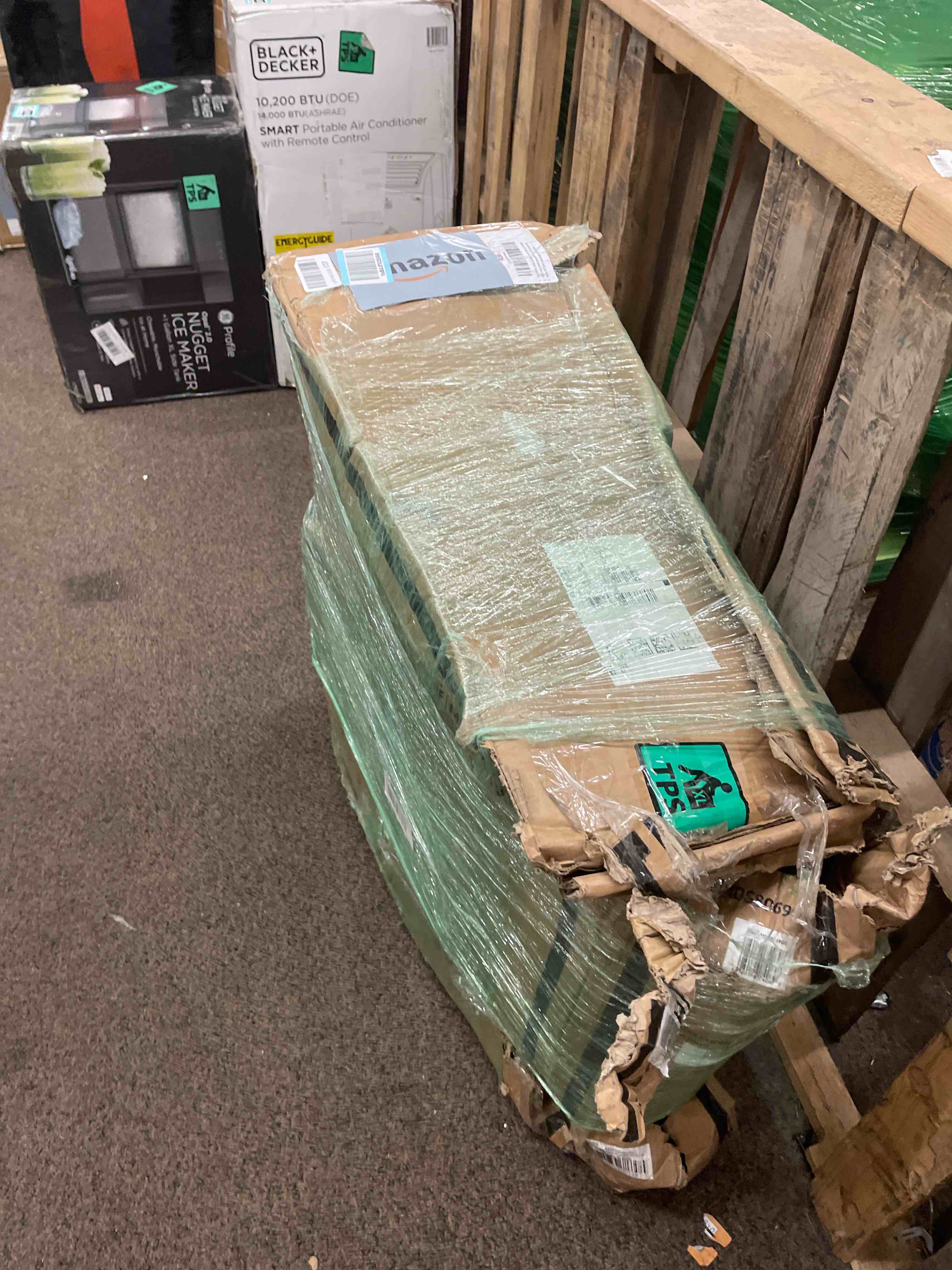 https://s3.amazonaws.com/lotting-images-prod/phillipi/TEA1795001_1754350560675.jpeg