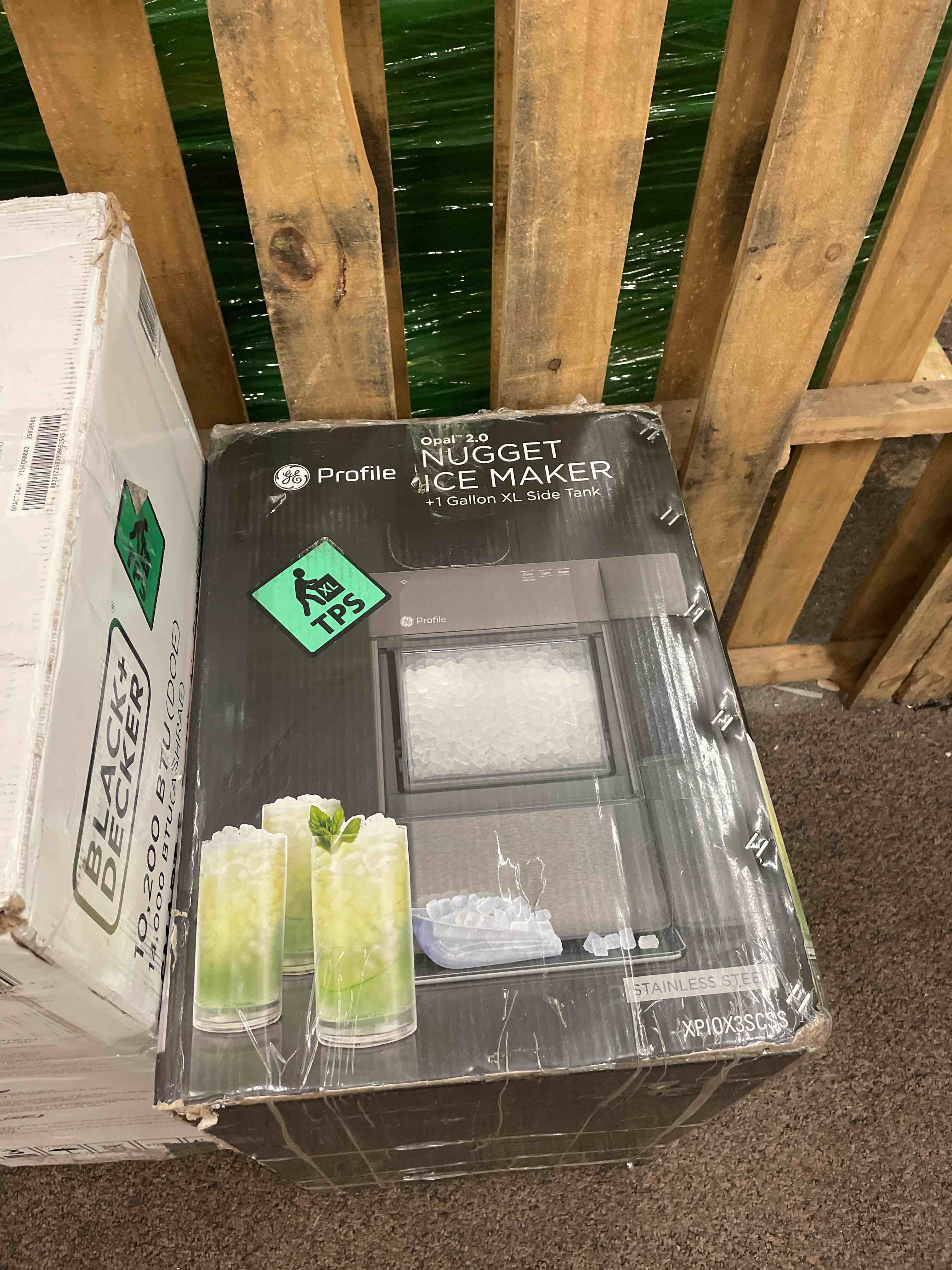 https://s3.amazonaws.com/lotting-images-prod/phillipi/TEA1795003_1754350314389.jpeg