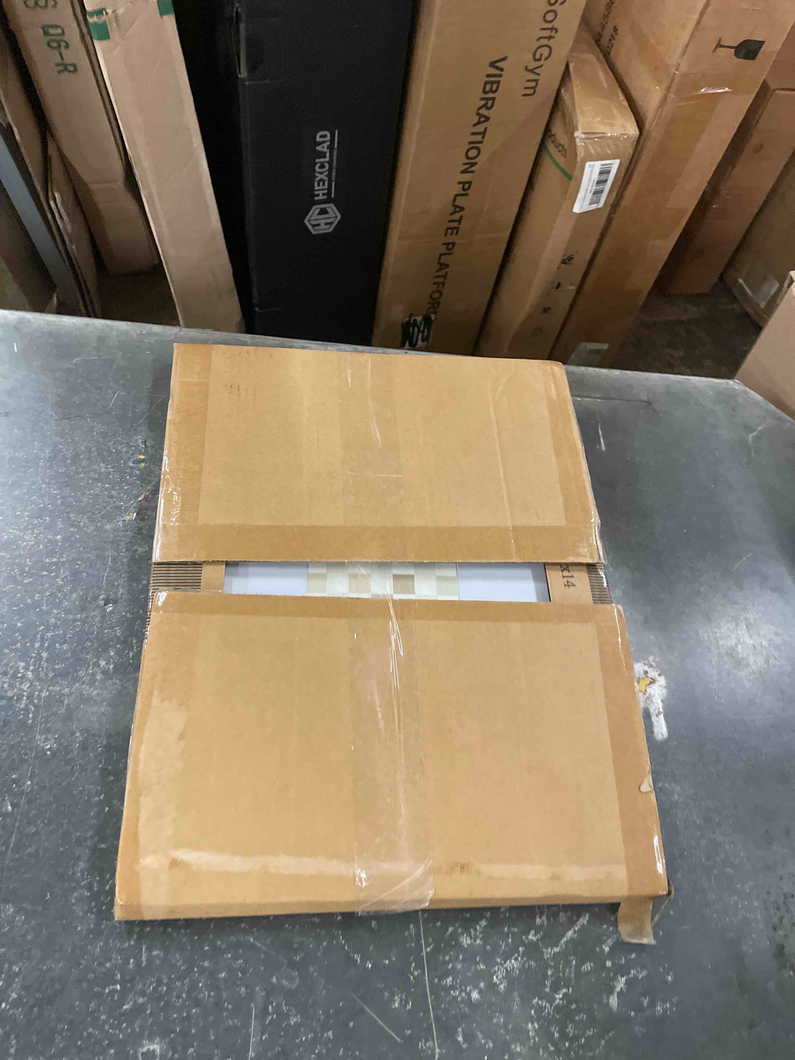 https://s3.amazonaws.com/lotting-images-prod/phillipi/TEA1795107_1754461905822.jpeg