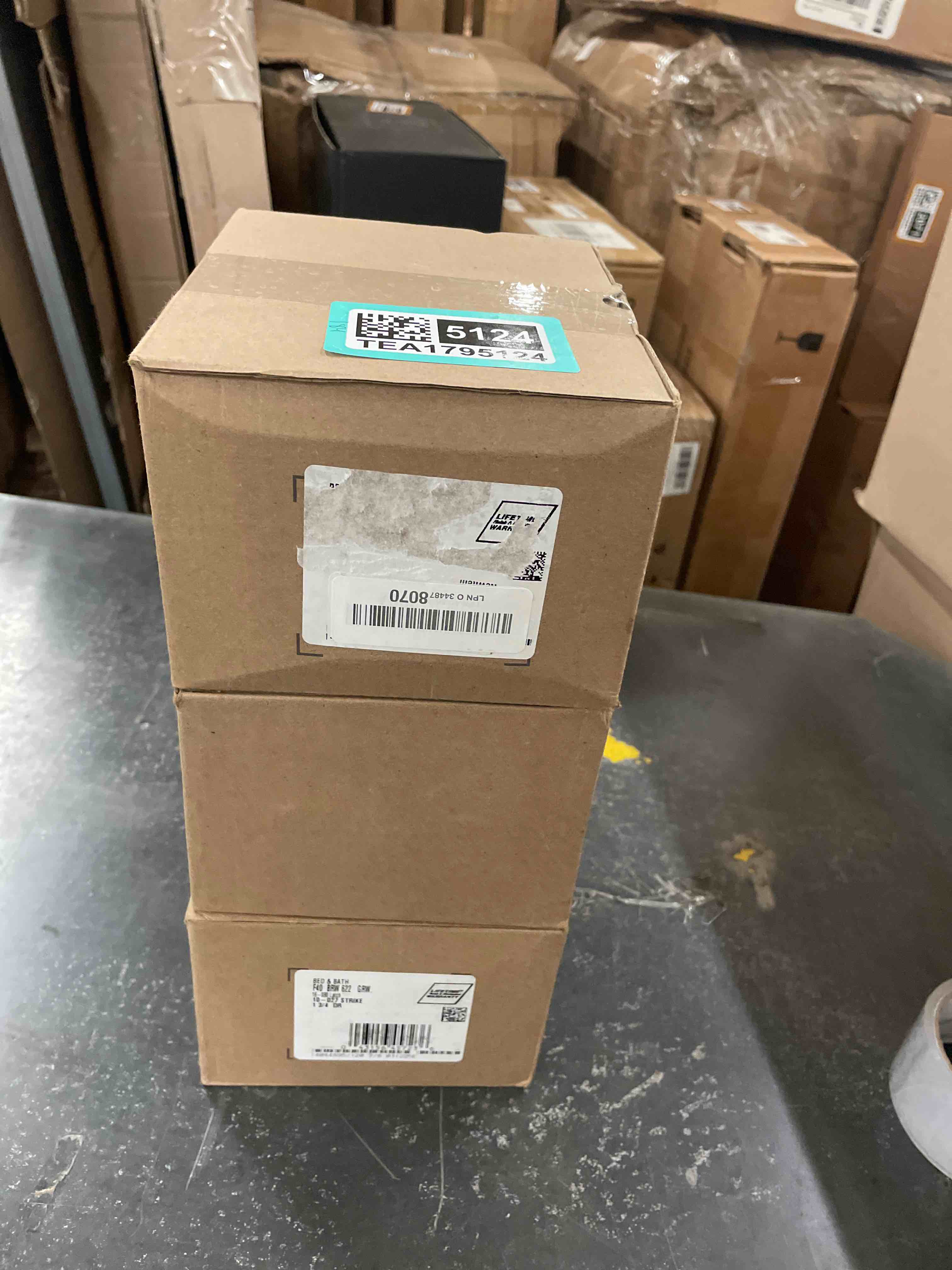 https://s3.amazonaws.com/lotting-images-prod/phillipi/TEA1795124_1754464077989.jpeg
