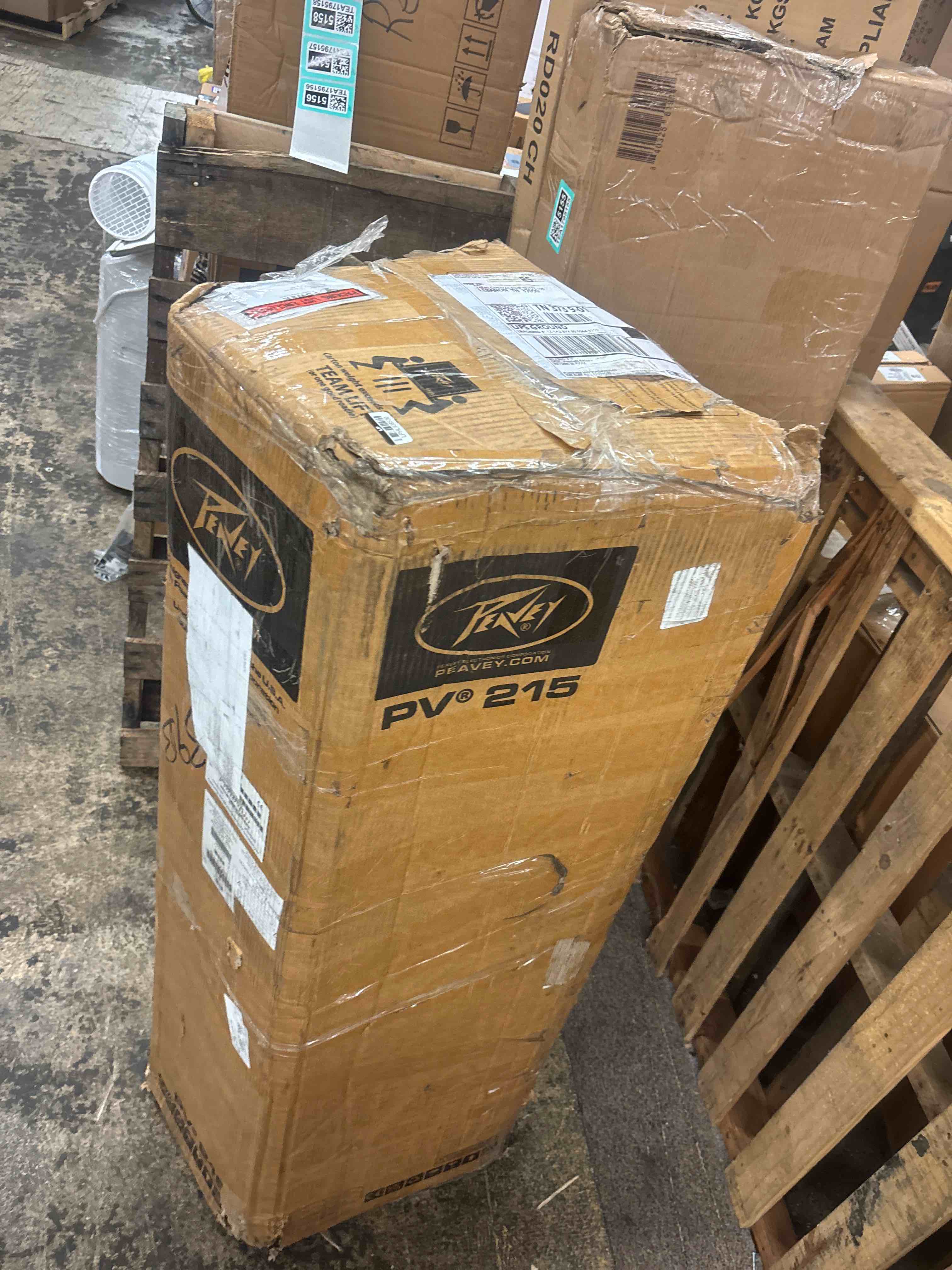 https://s3.amazonaws.com/lotting-images-prod/phillipi/TEA1795156_1754663085172.jpeg