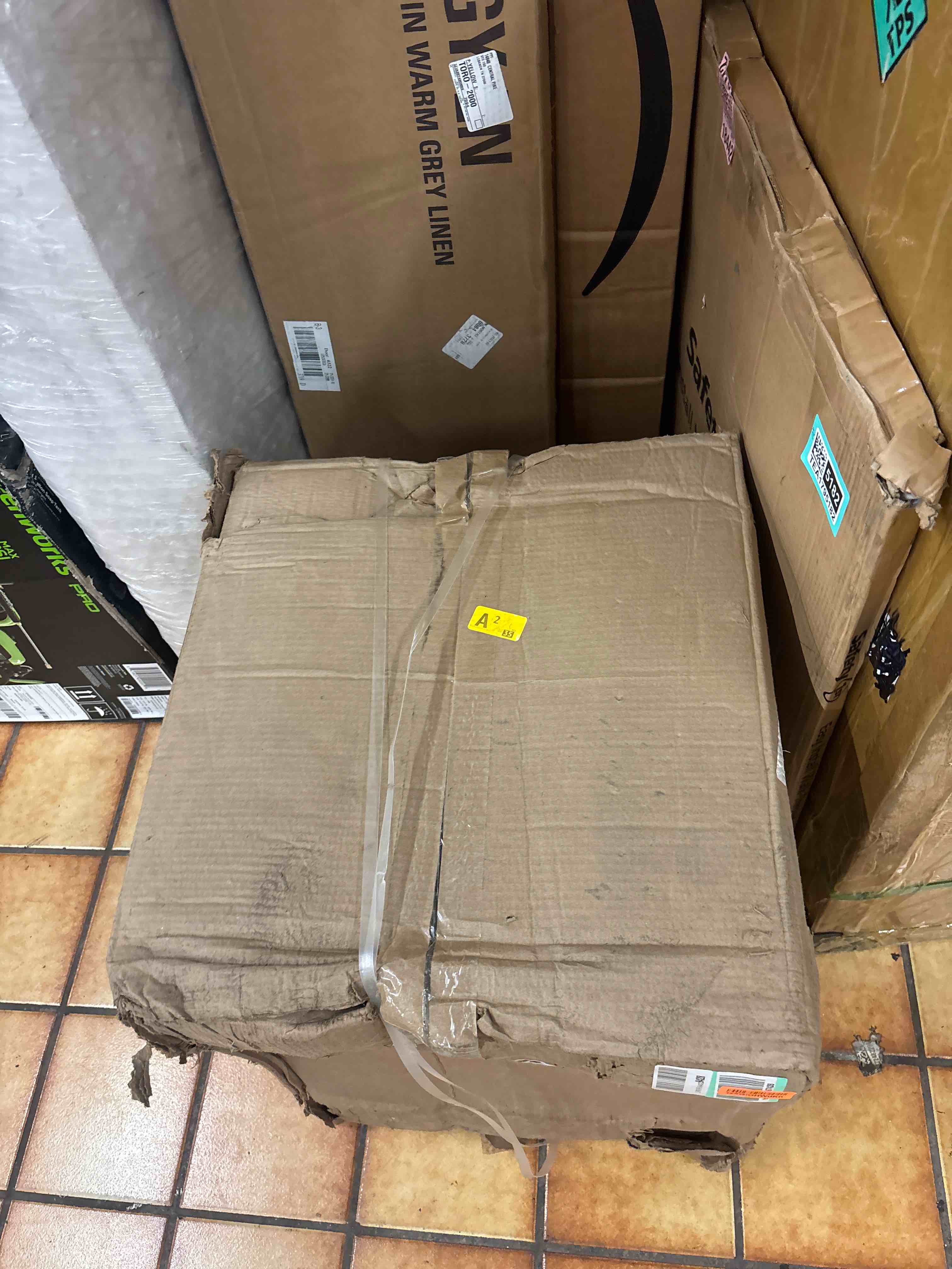 https://s3.amazonaws.com/lotting-images-prod/phillipi/TEA1795197_1754669729580.jpeg