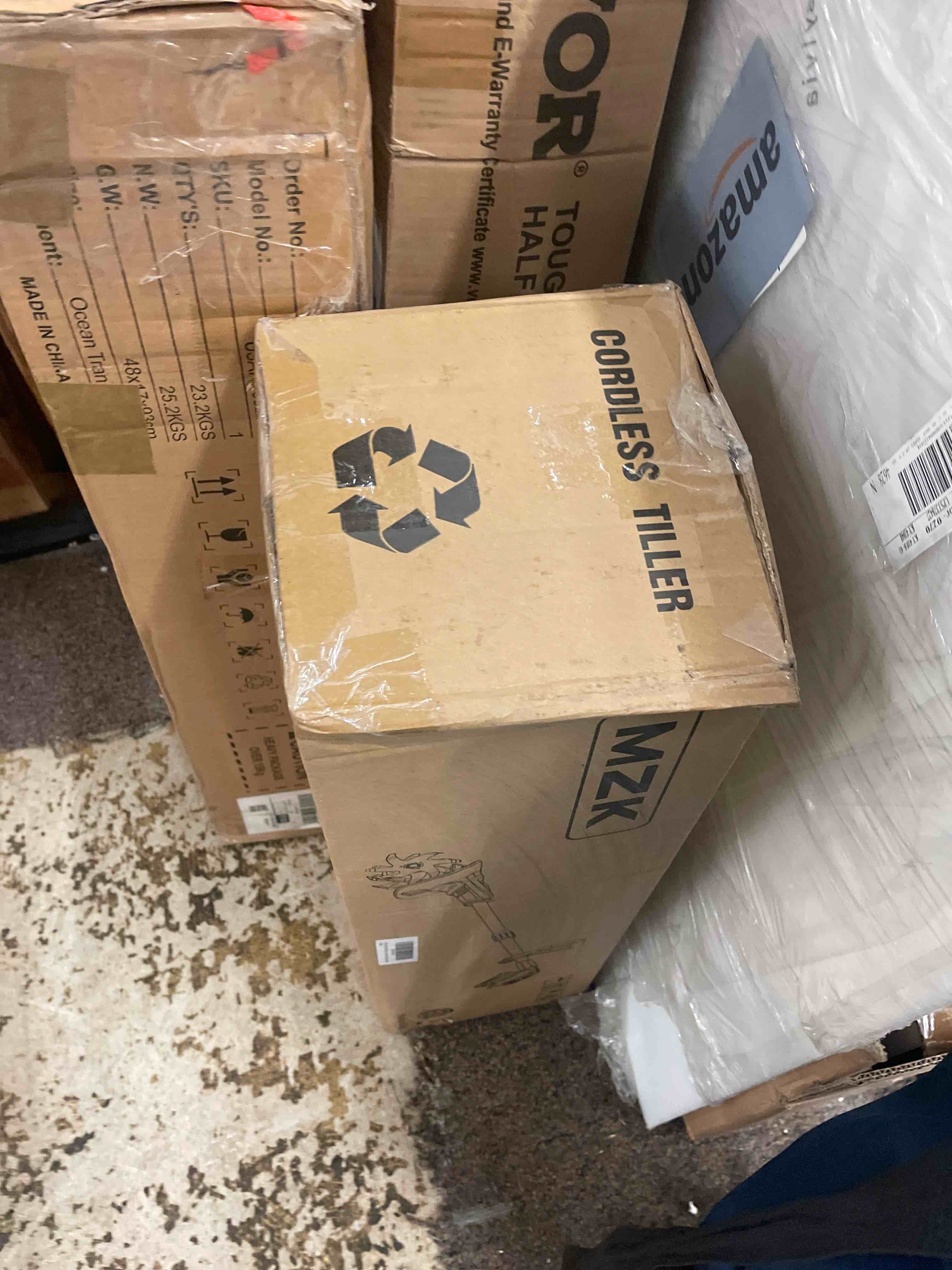 https://s3.amazonaws.com/lotting-images-prod/phillipi/TEA1795306_1755182946733.jpeg