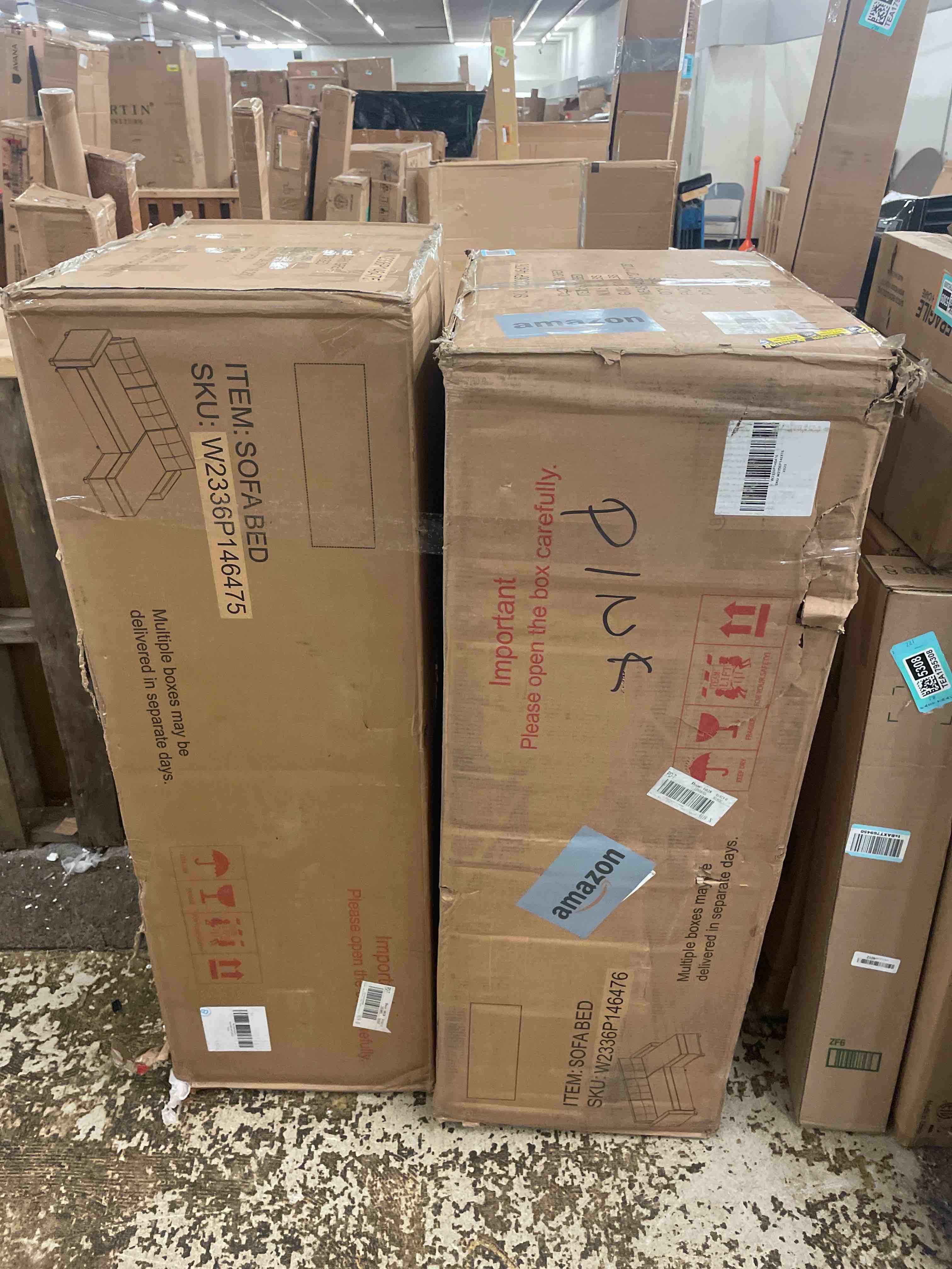 https://s3.amazonaws.com/lotting-images-prod/phillipi/TEA1795310_1755183741846.jpeg