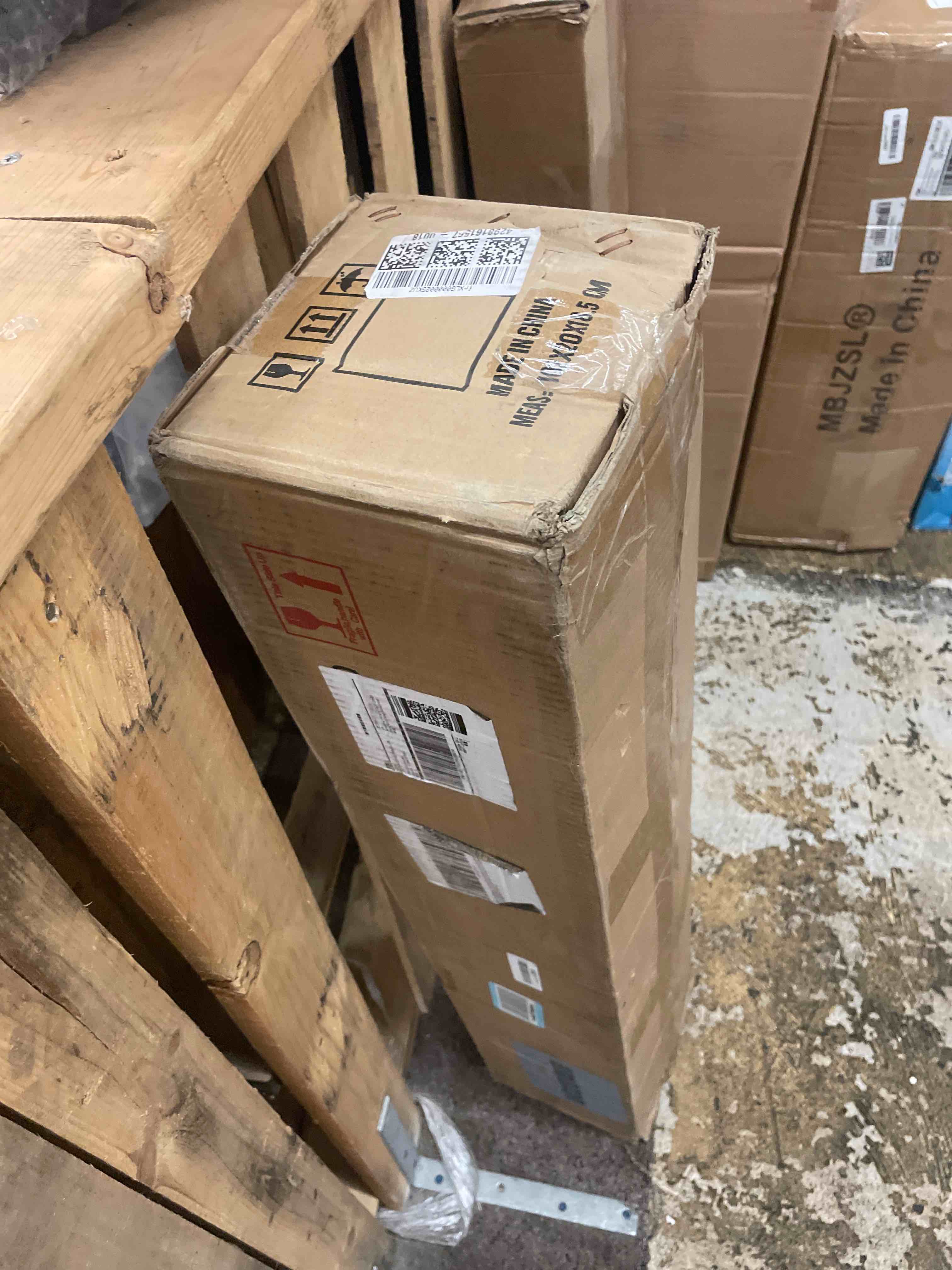 https://s3.amazonaws.com/lotting-images-prod/phillipi/TEA1795323_1755185448325.jpeg