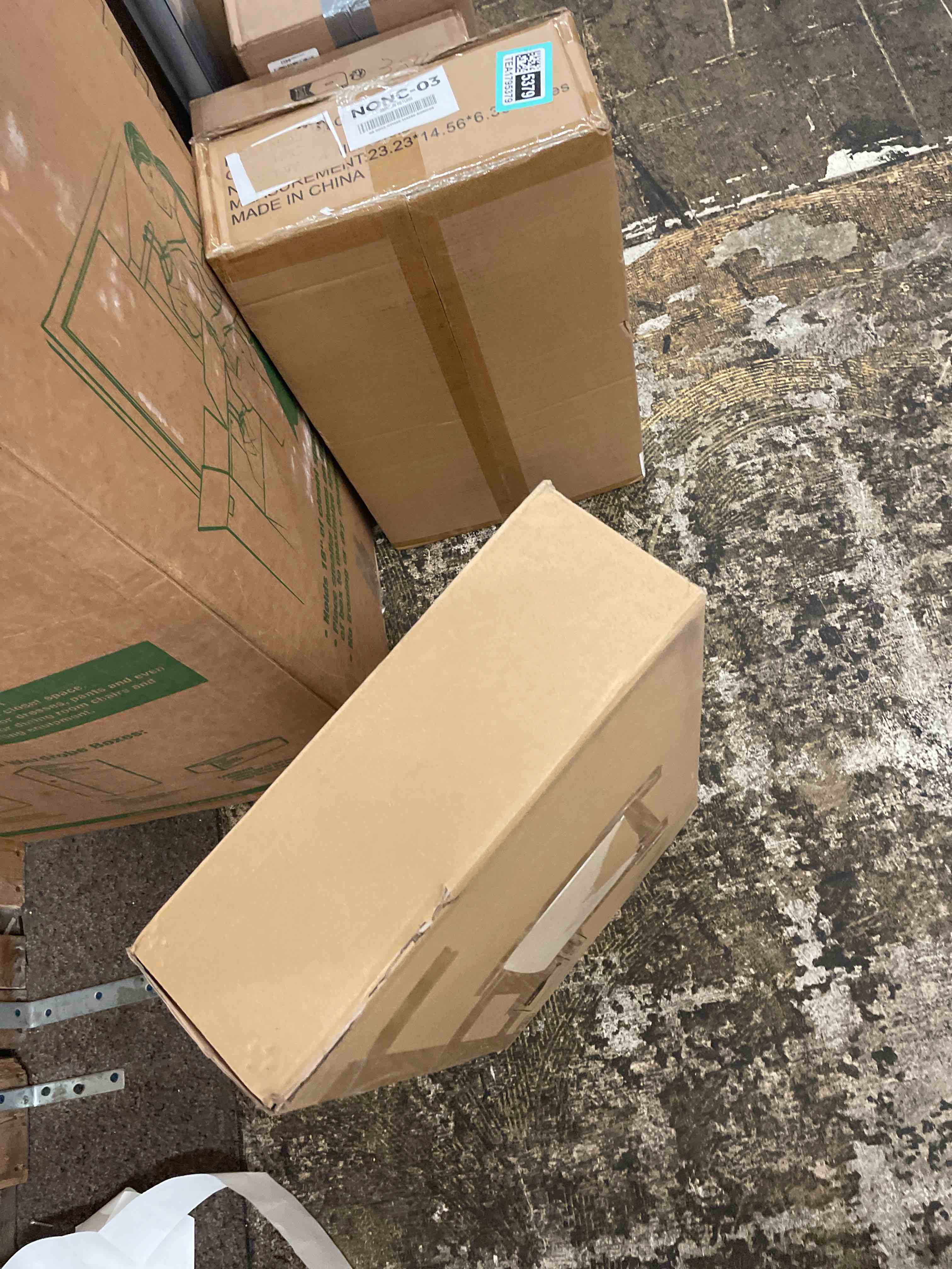 https://s3.amazonaws.com/lotting-images-prod/phillipi/TEA1795380_1755210007462.jpeg