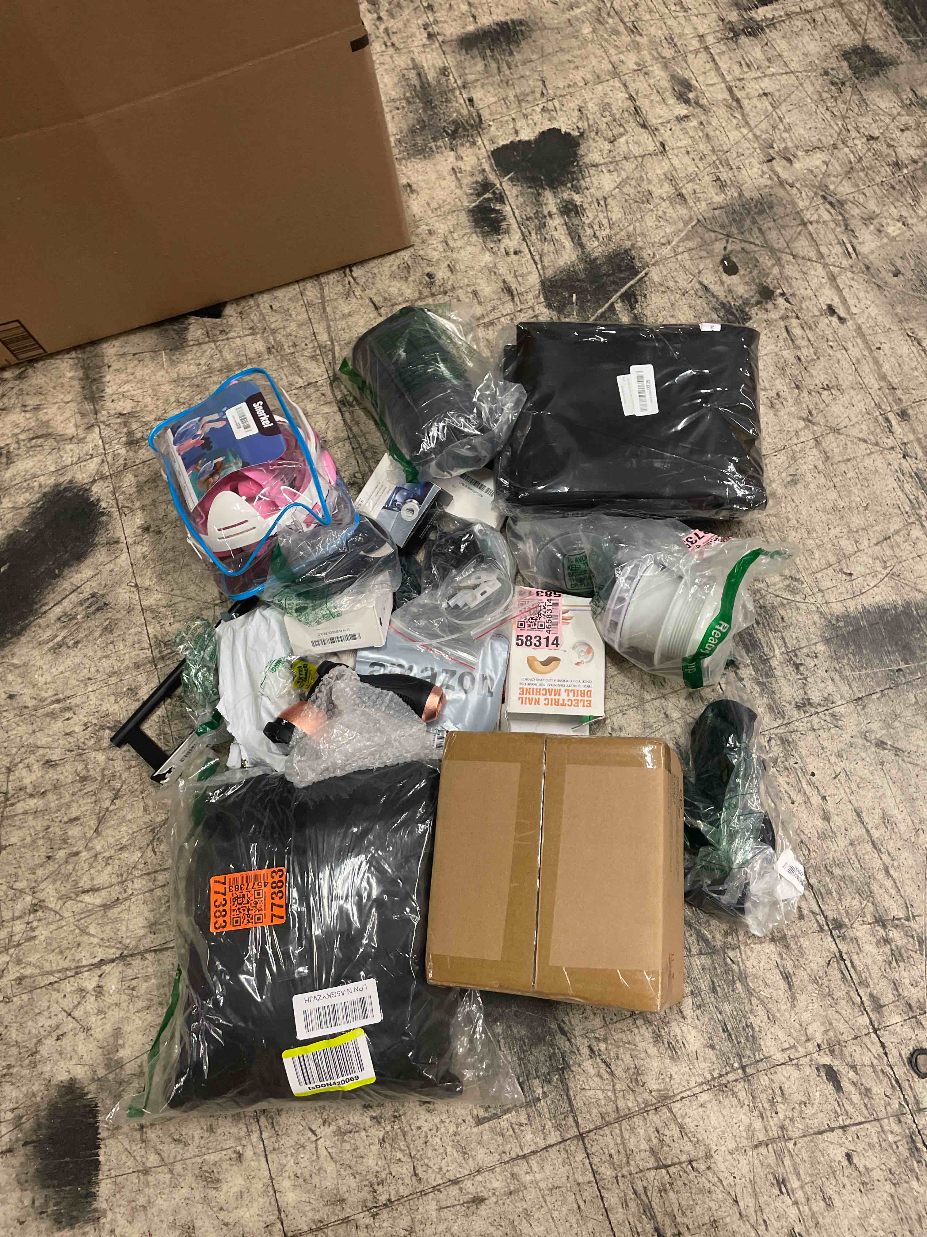https://s3.amazonaws.com/lotting-images-prod/phillipi/TEA1795407_1755240153567.jpeg