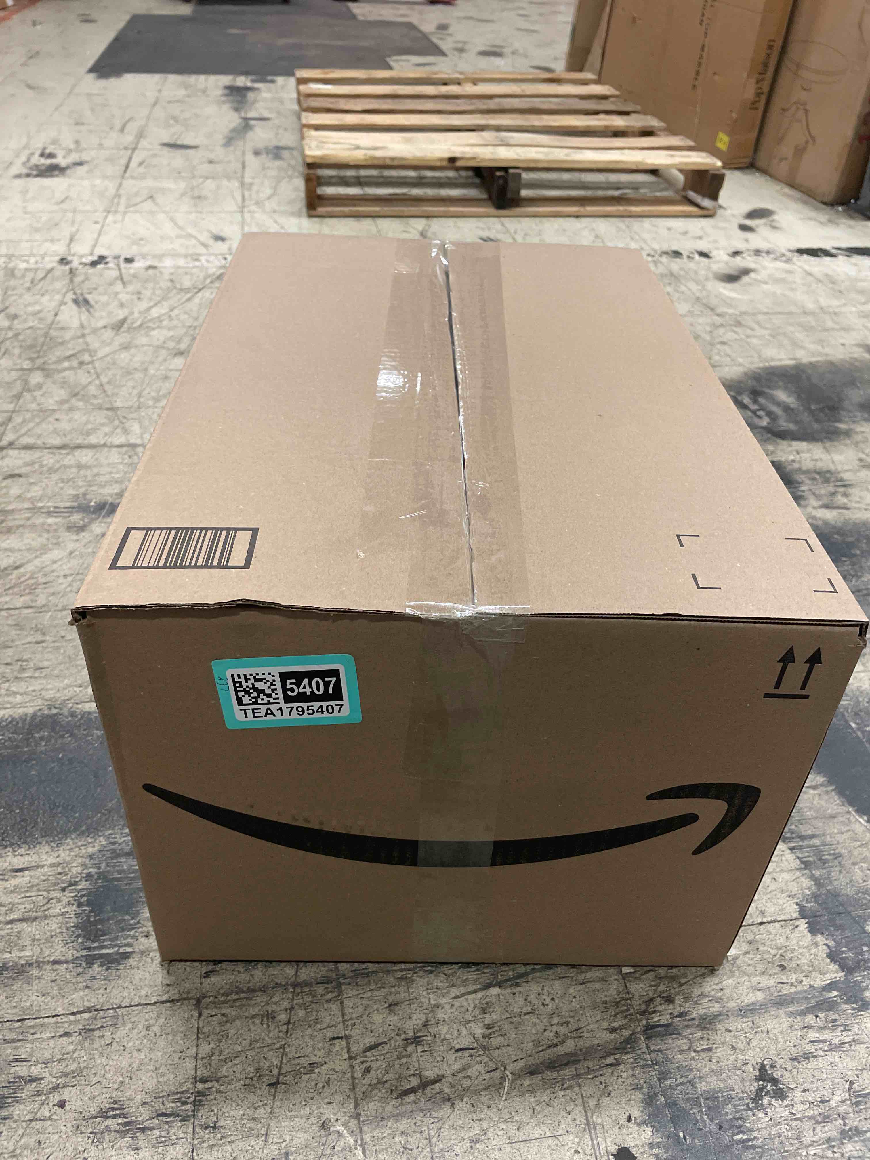 https://s3.amazonaws.com/lotting-images-prod/phillipi/TEA1795407_1755240340750.jpeg