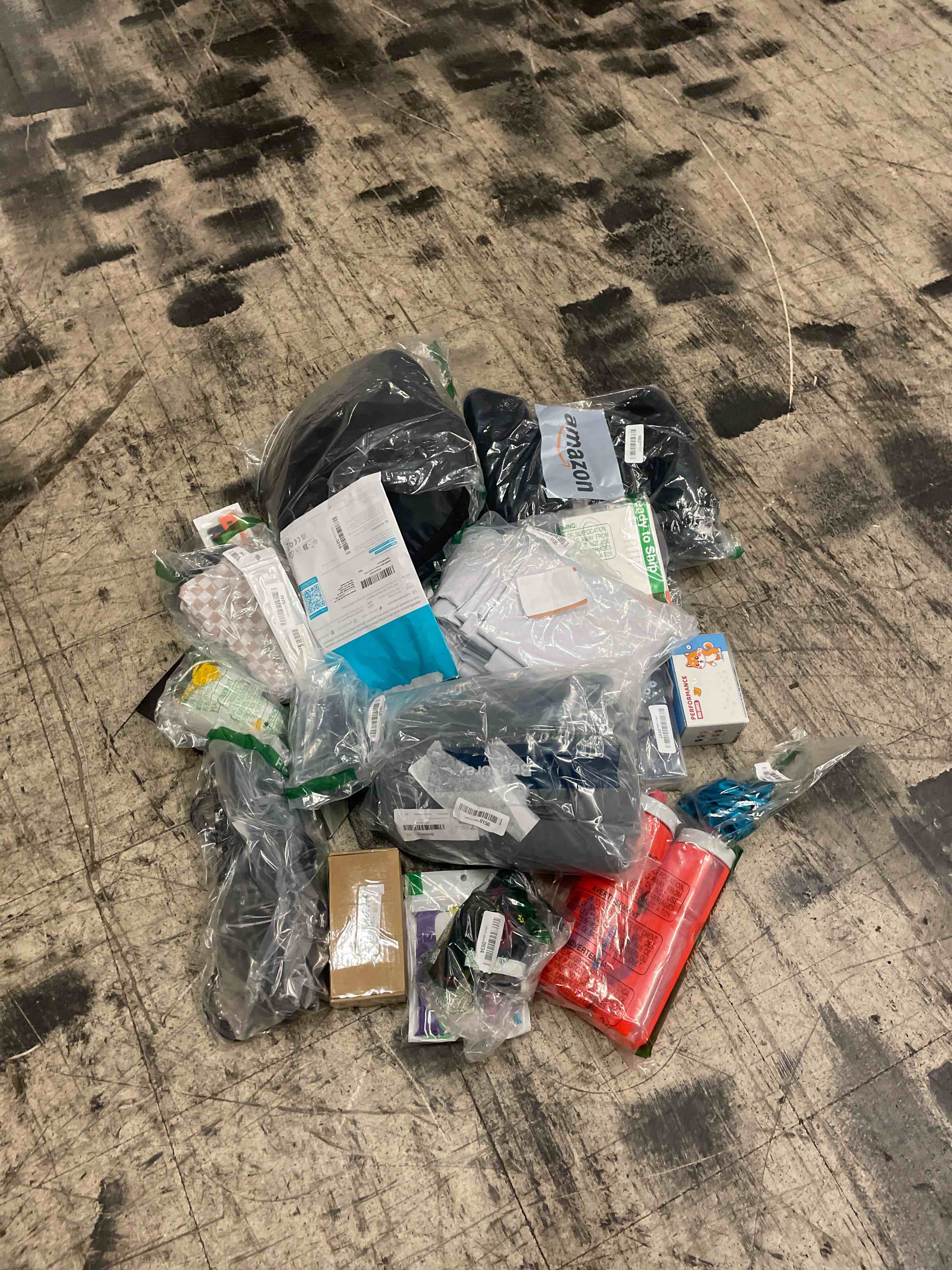 https://s3.amazonaws.com/lotting-images-prod/phillipi/TEA1795410_1755241165307.jpeg