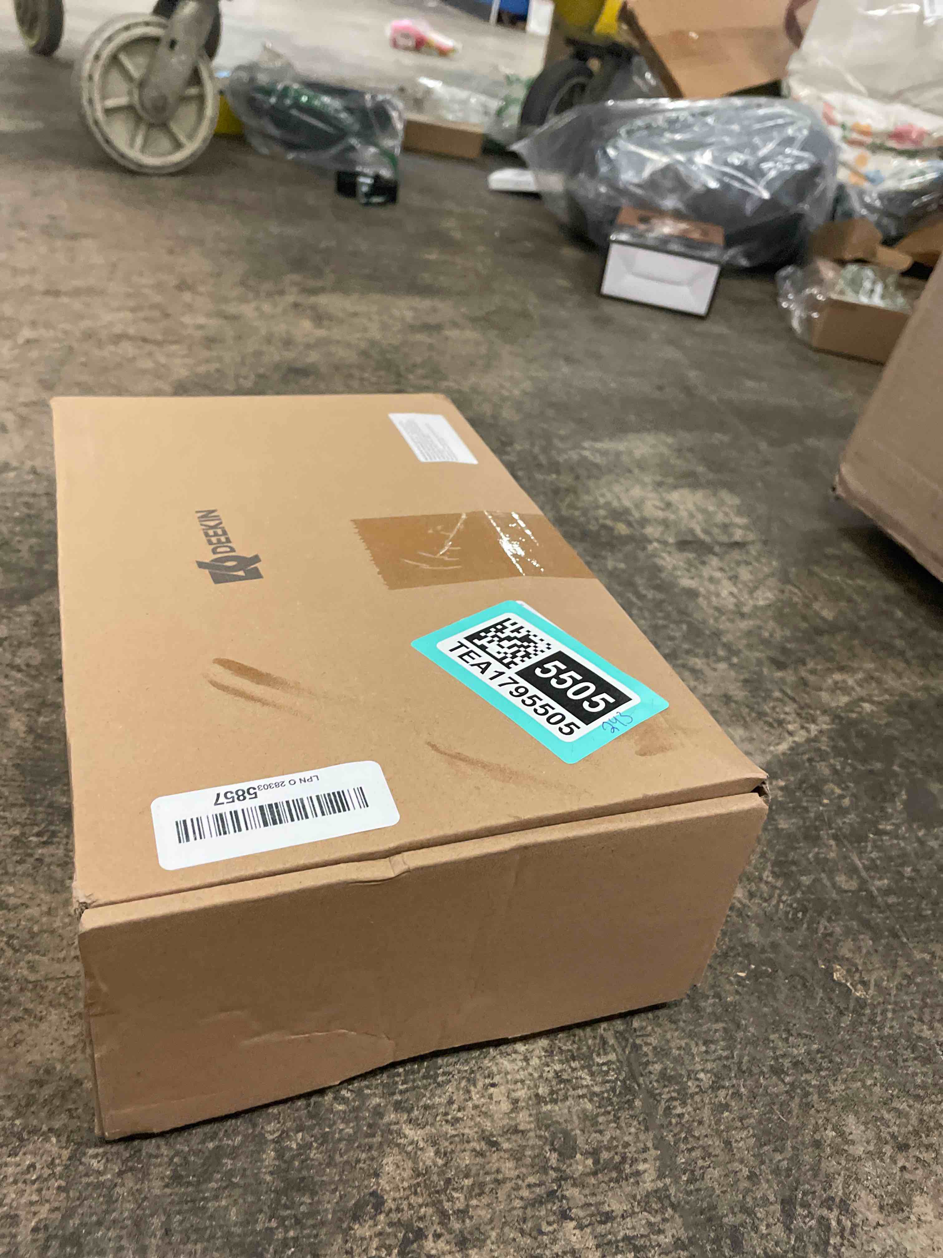 https://s3.amazonaws.com/lotting-images-prod/phillipi/TEA1795505_1755496817144.jpeg