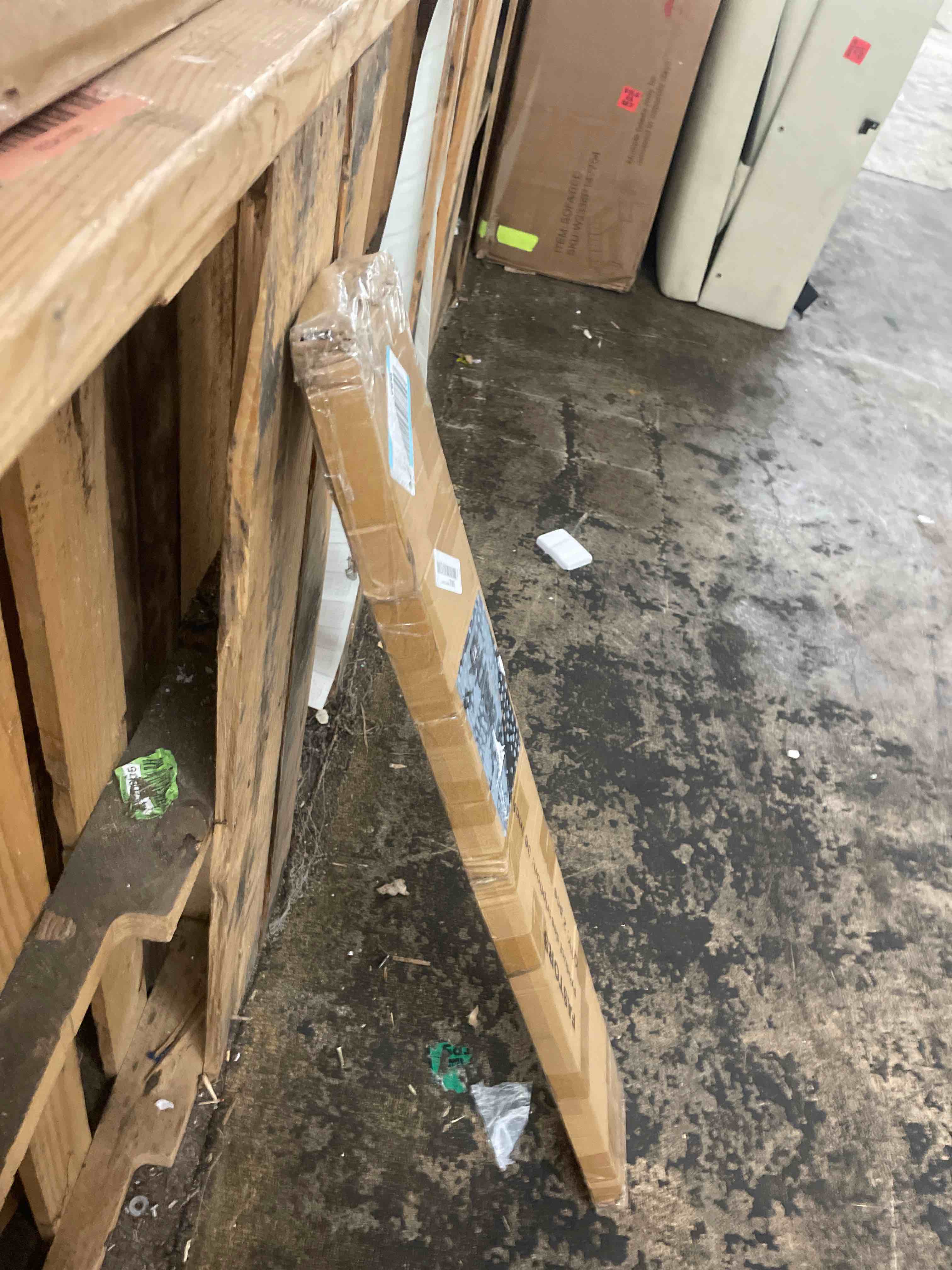 https://s3.amazonaws.com/lotting-images-prod/phillipi/TEA1795544_1755787426391.jpeg