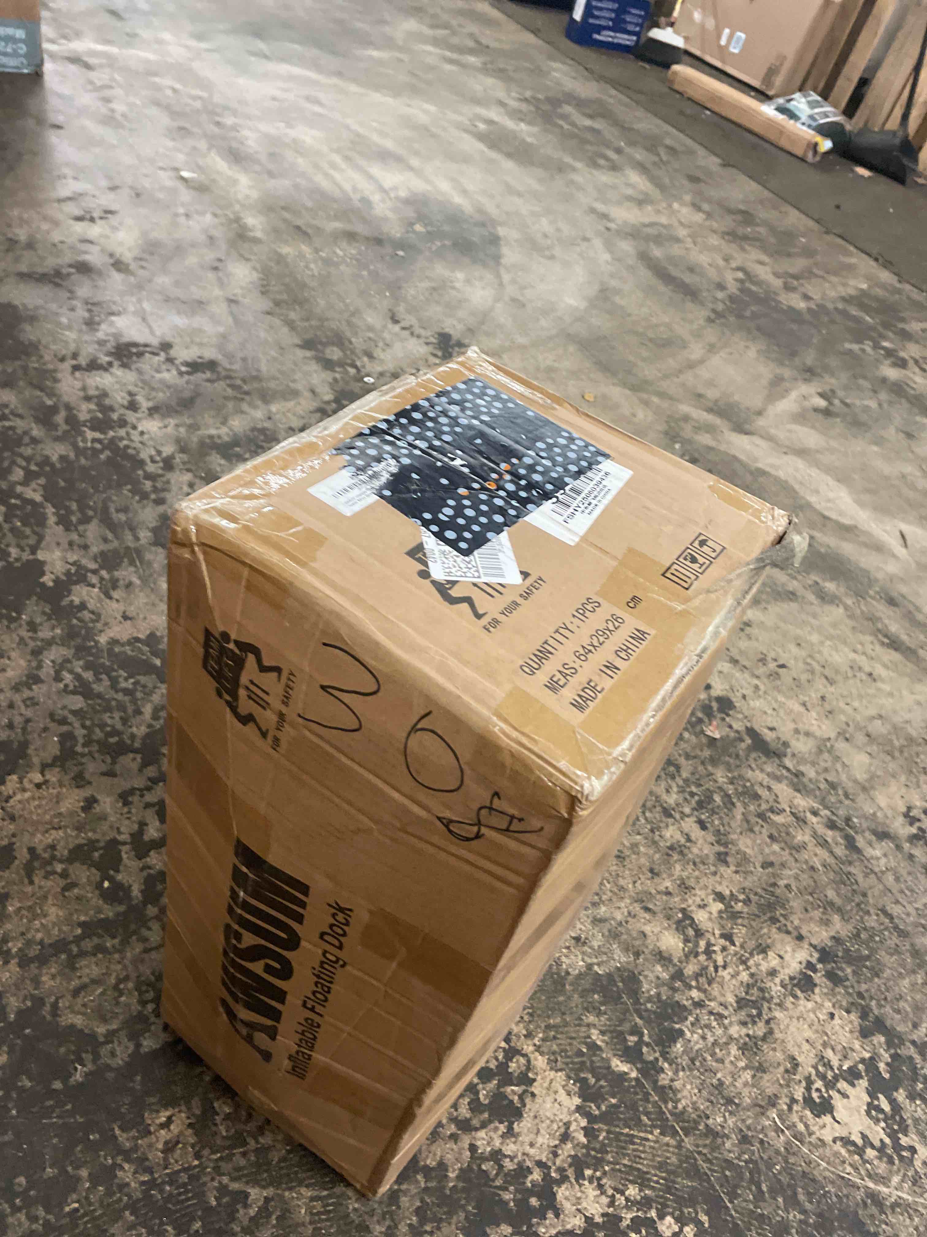https://s3.amazonaws.com/lotting-images-prod/phillipi/TEA1795558_1755789595000.jpeg