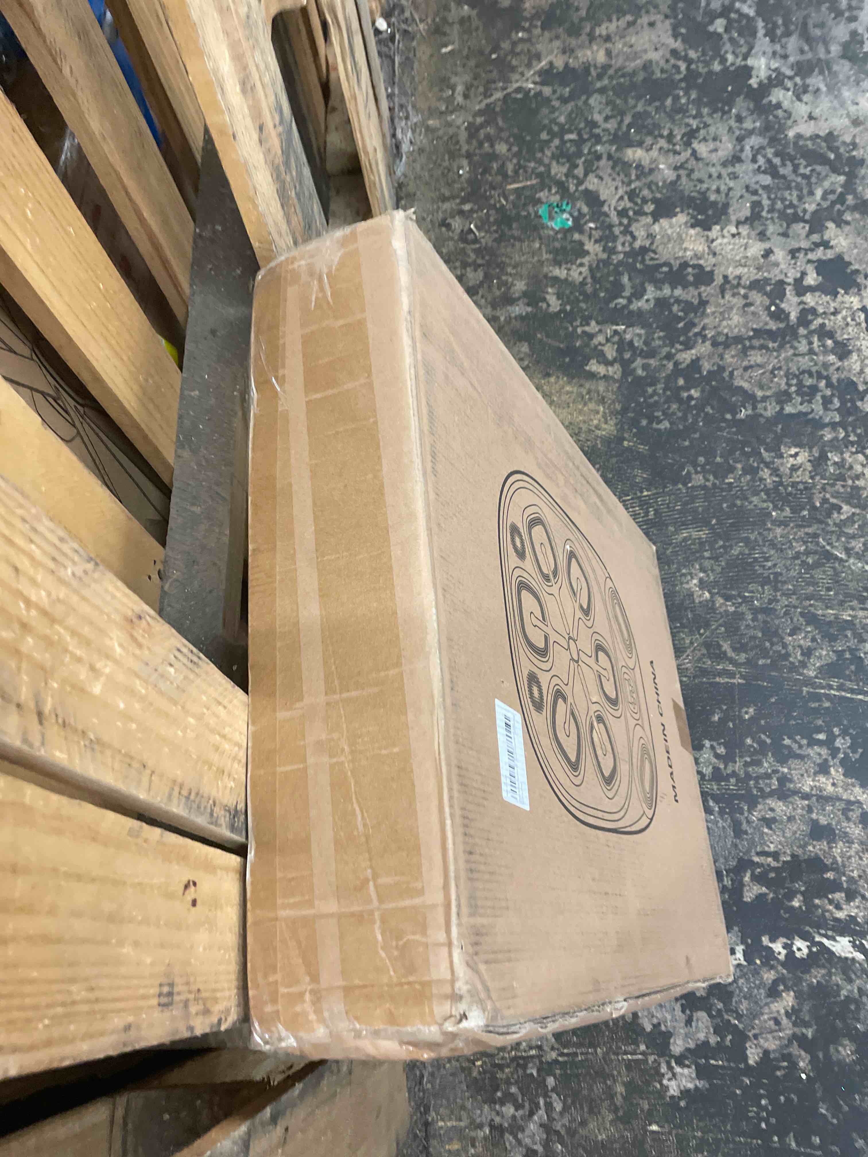 https://s3.amazonaws.com/lotting-images-prod/phillipi/TEA1795560_1755789744405.jpeg