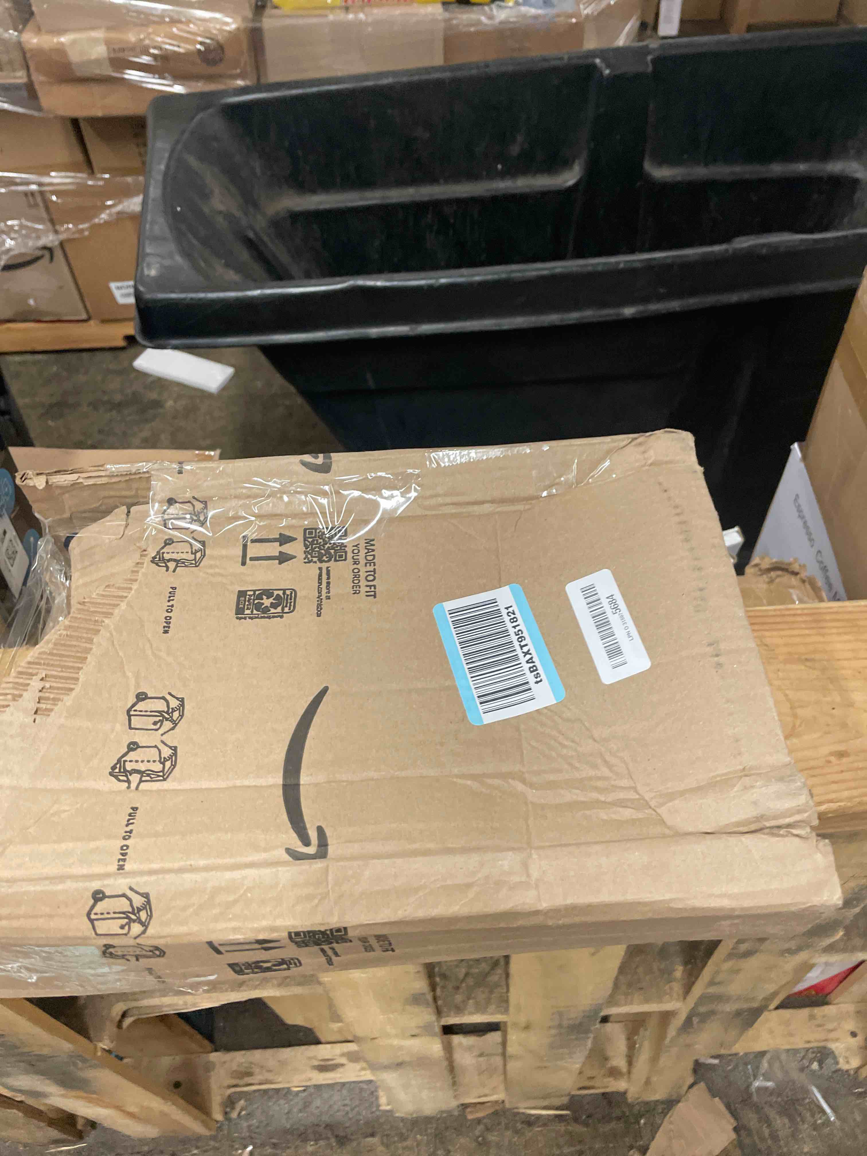 https://s3.amazonaws.com/lotting-images-prod/phillipi/TEA1795587_1755802654584.jpeg