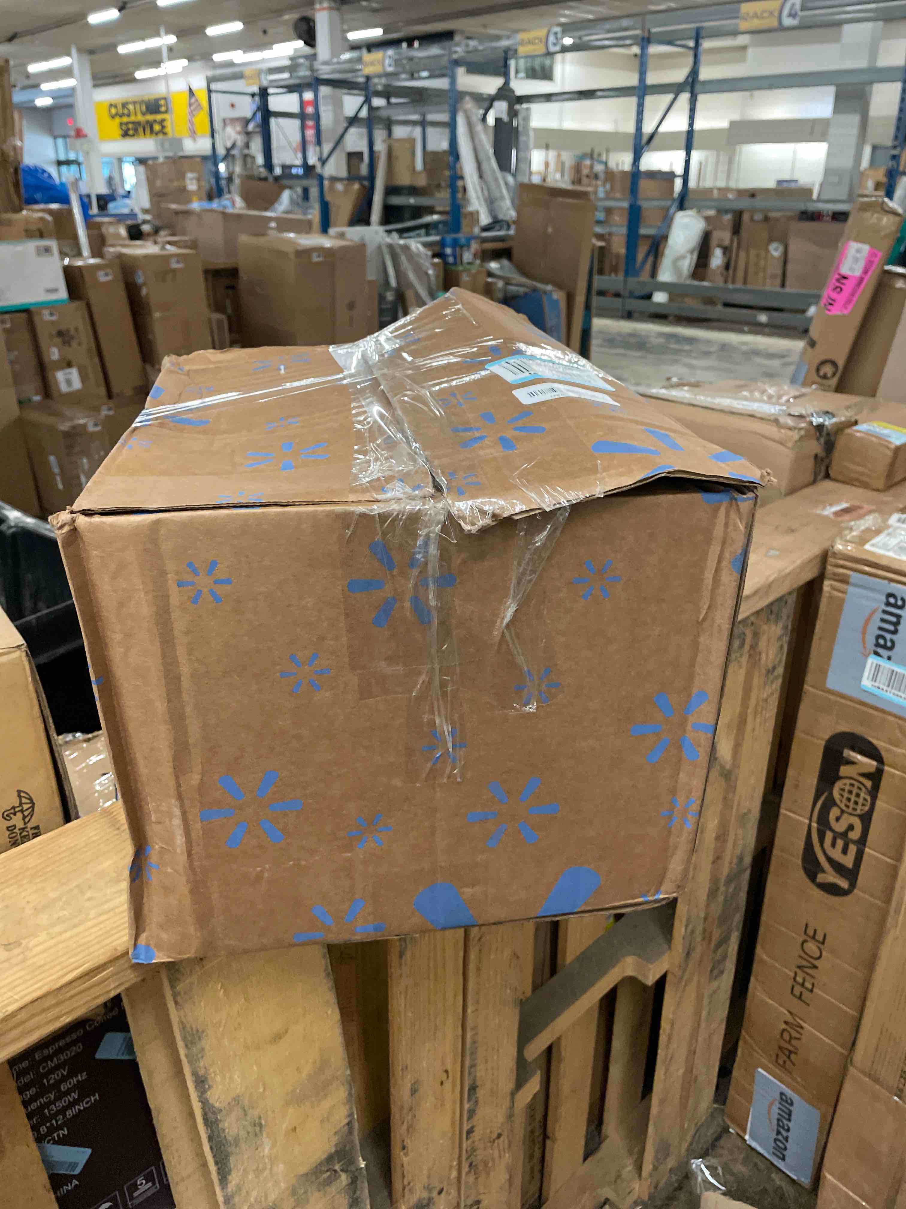 https://s3.amazonaws.com/lotting-images-prod/phillipi/TEA1795598_1755803966551.jpeg