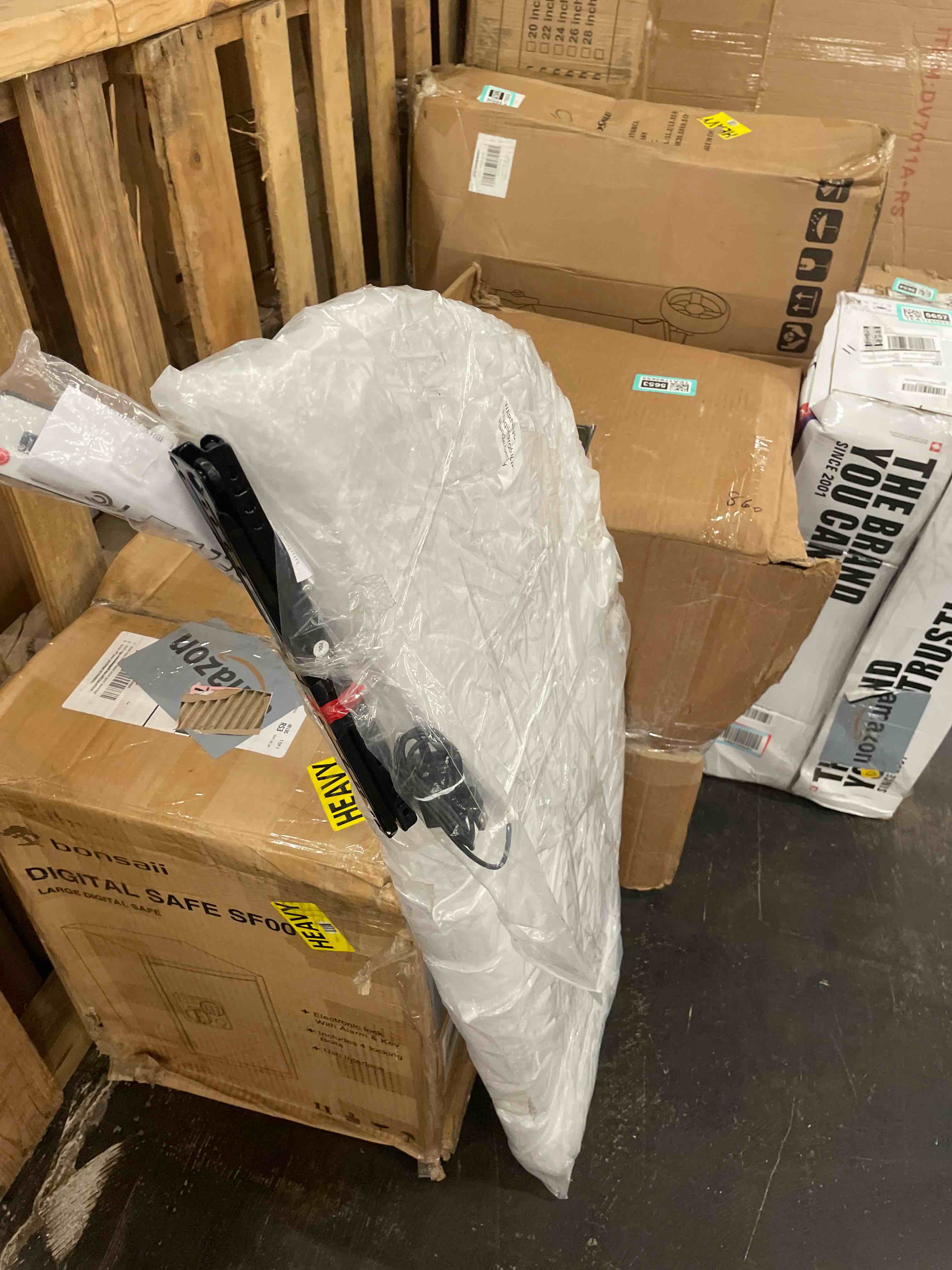 https://s3.amazonaws.com/lotting-images-prod/phillipi/TEA1795658_1755842839669.jpeg