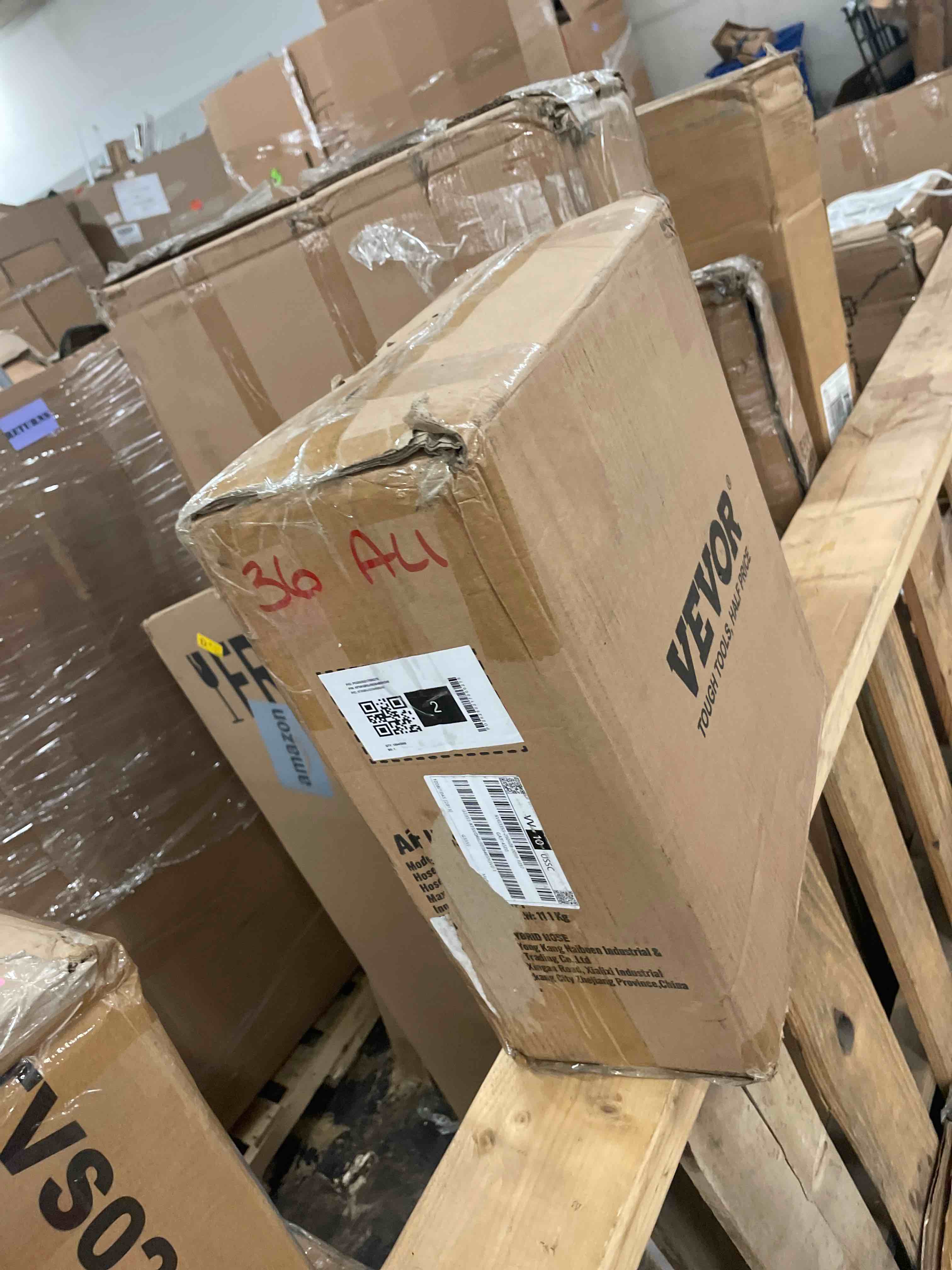 https://s3.amazonaws.com/lotting-images-prod/phillipi/TEA1795667_1755843639520.jpeg