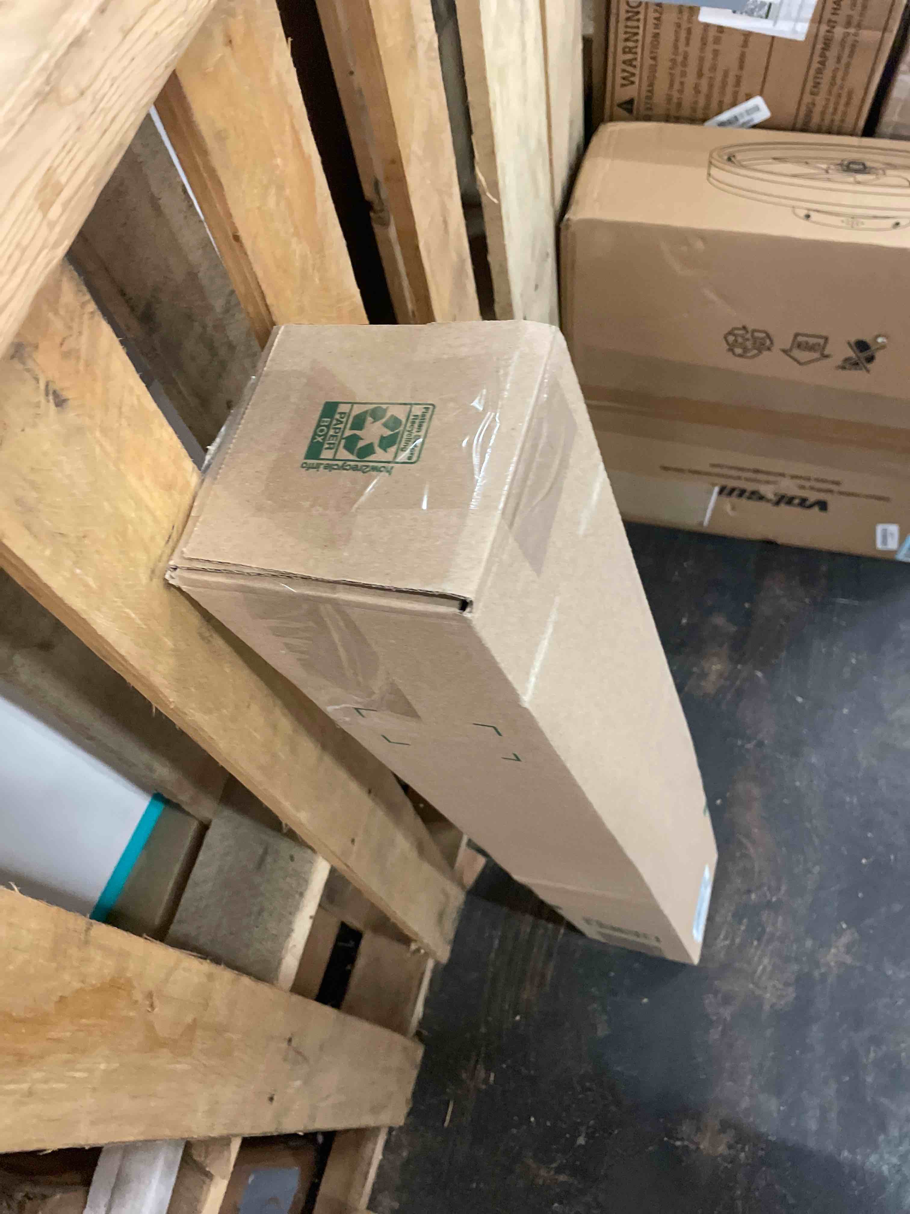 https://s3.amazonaws.com/lotting-images-prod/phillipi/TEA1795696_1755846941649.jpeg
