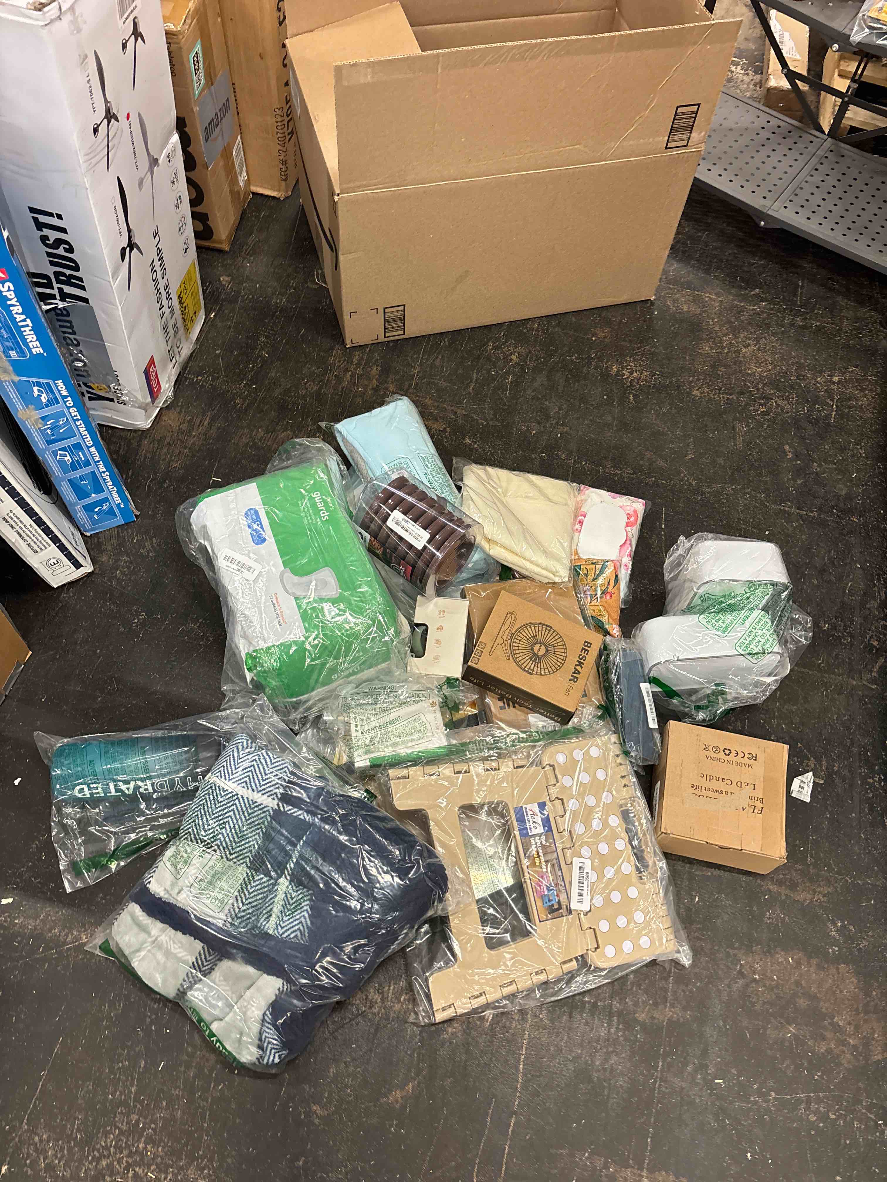 https://s3.amazonaws.com/lotting-images-prod/phillipi/TEA1795751_1756111121429.jpeg