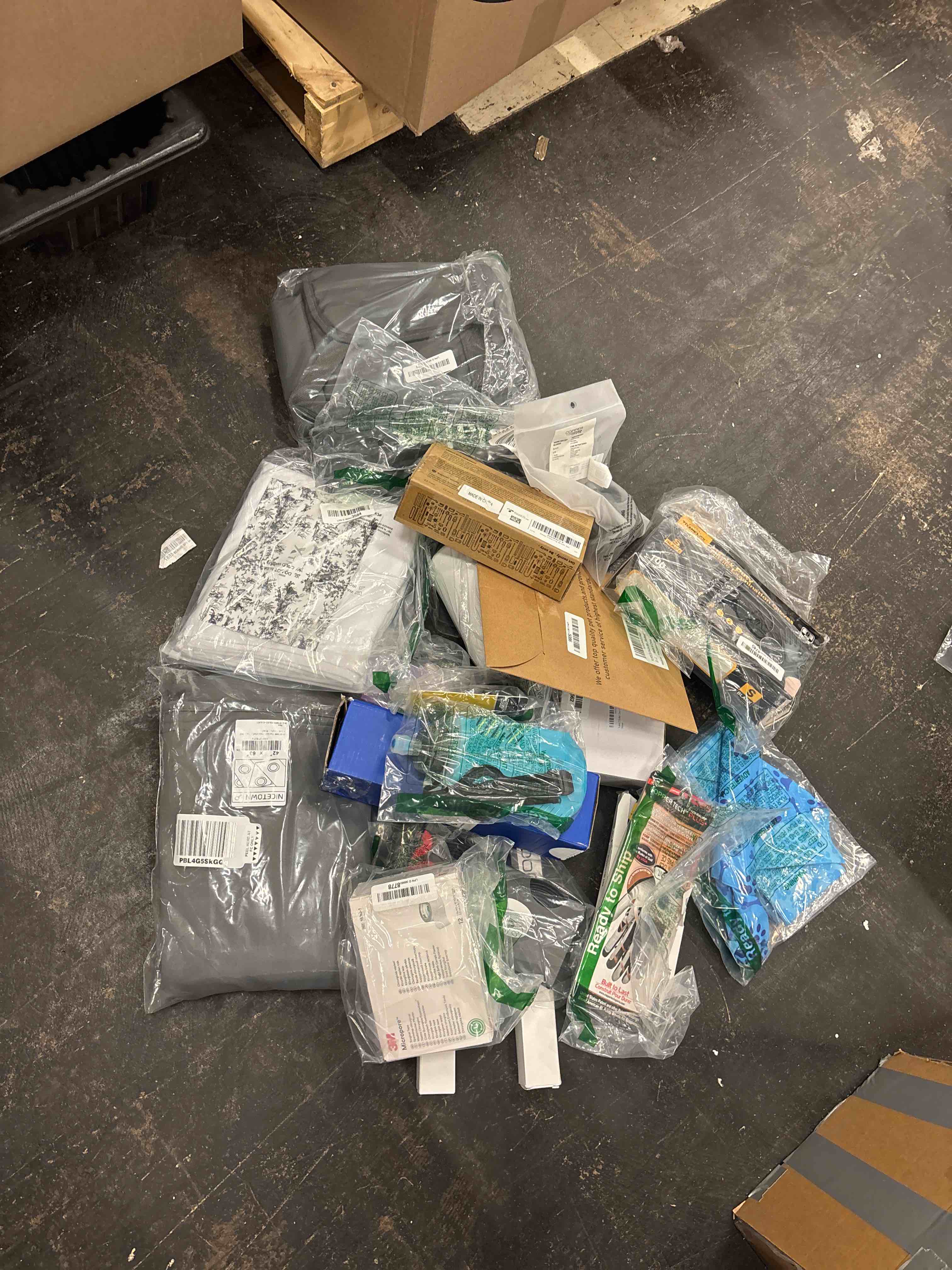 https://s3.amazonaws.com/lotting-images-prod/phillipi/TEA1795753_1756108044210.jpeg