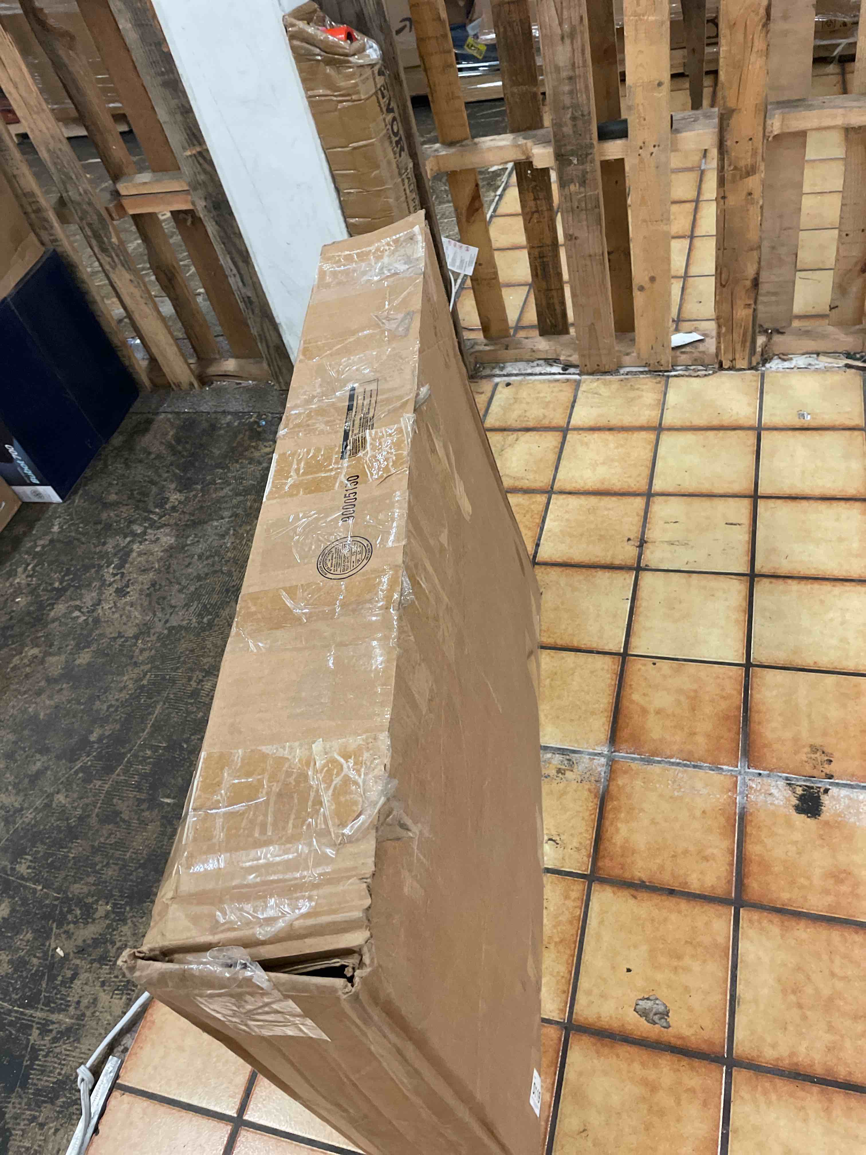 https://s3.amazonaws.com/lotting-images-prod/phillipi/TEA1795803_1756258552188.jpeg