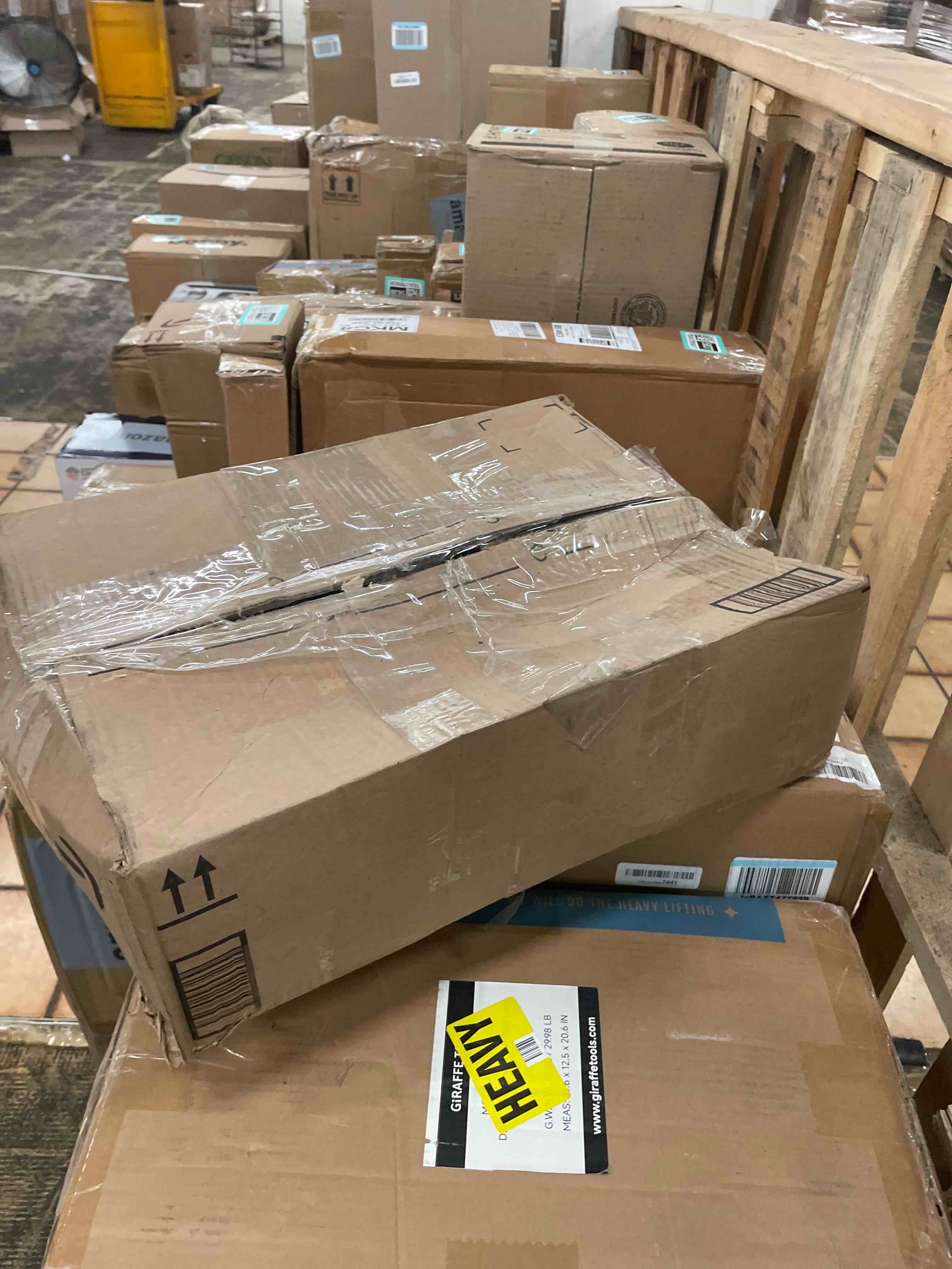 https://s3.amazonaws.com/lotting-images-prod/phillipi/TEA1795845_1756267946925.jpeg