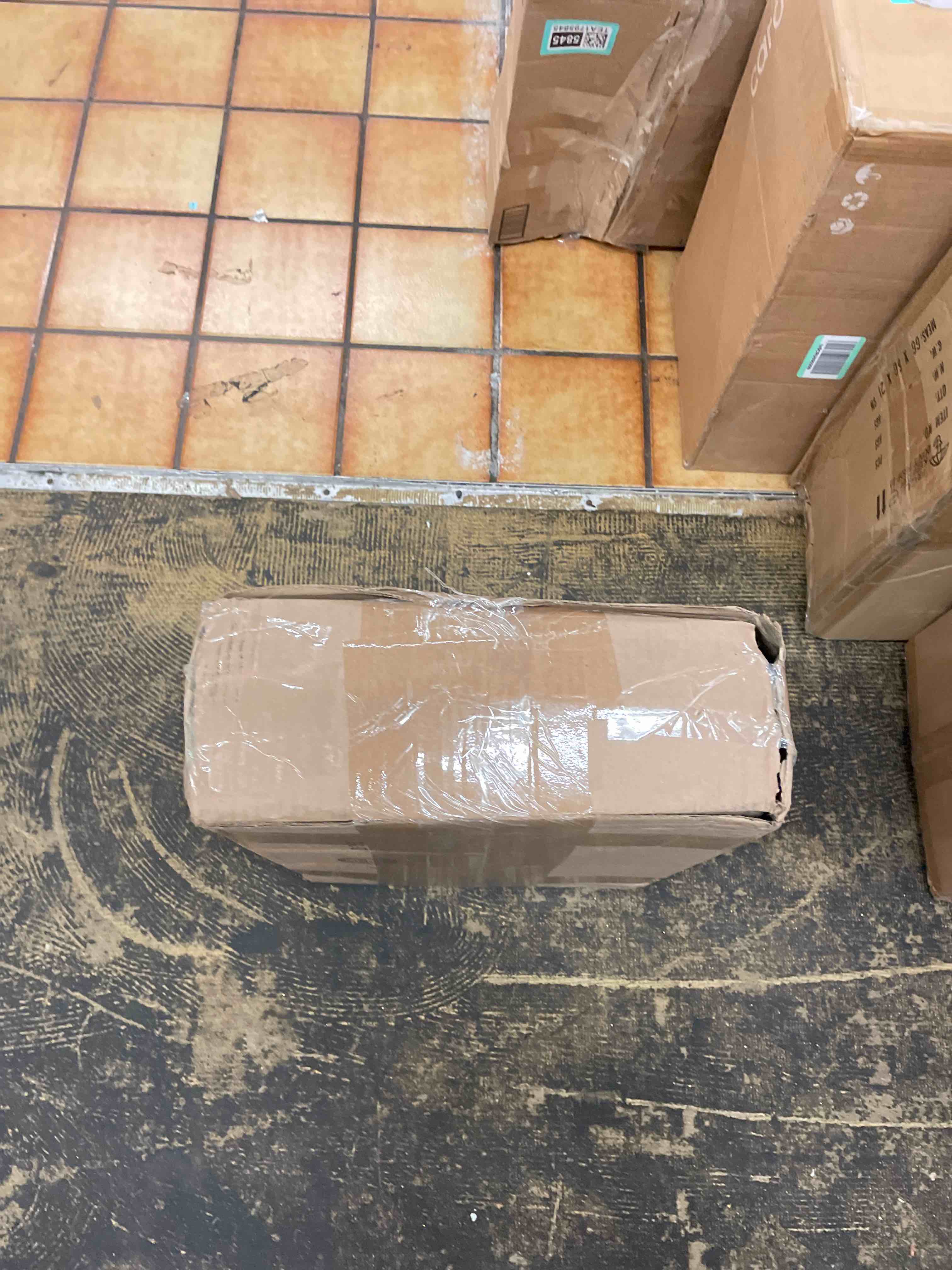 https://s3.amazonaws.com/lotting-images-prod/phillipi/TEA1795847_1756268186356.jpeg