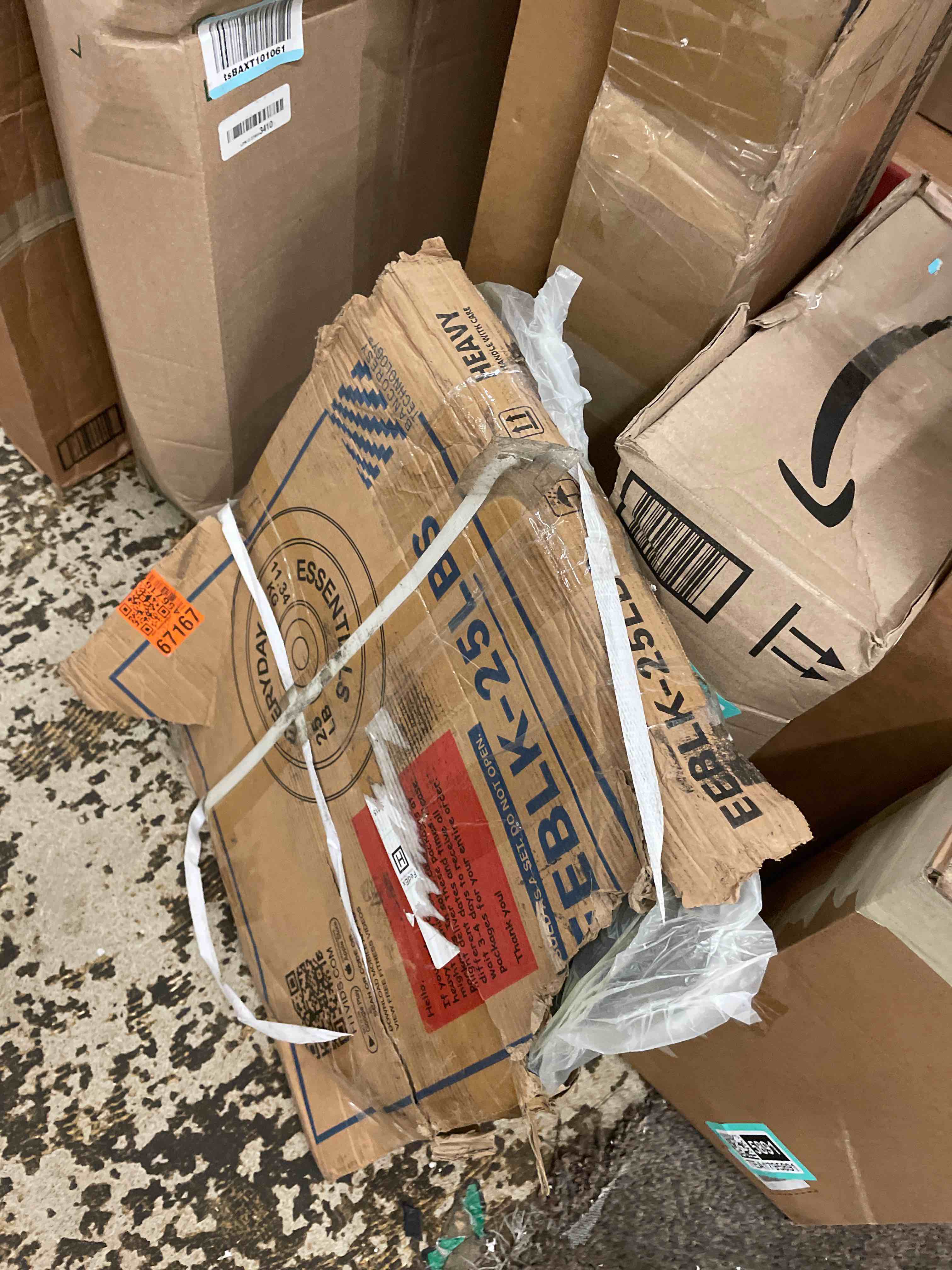 https://s3.amazonaws.com/lotting-images-prod/phillipi/TEA1795902_1756346816185.jpeg