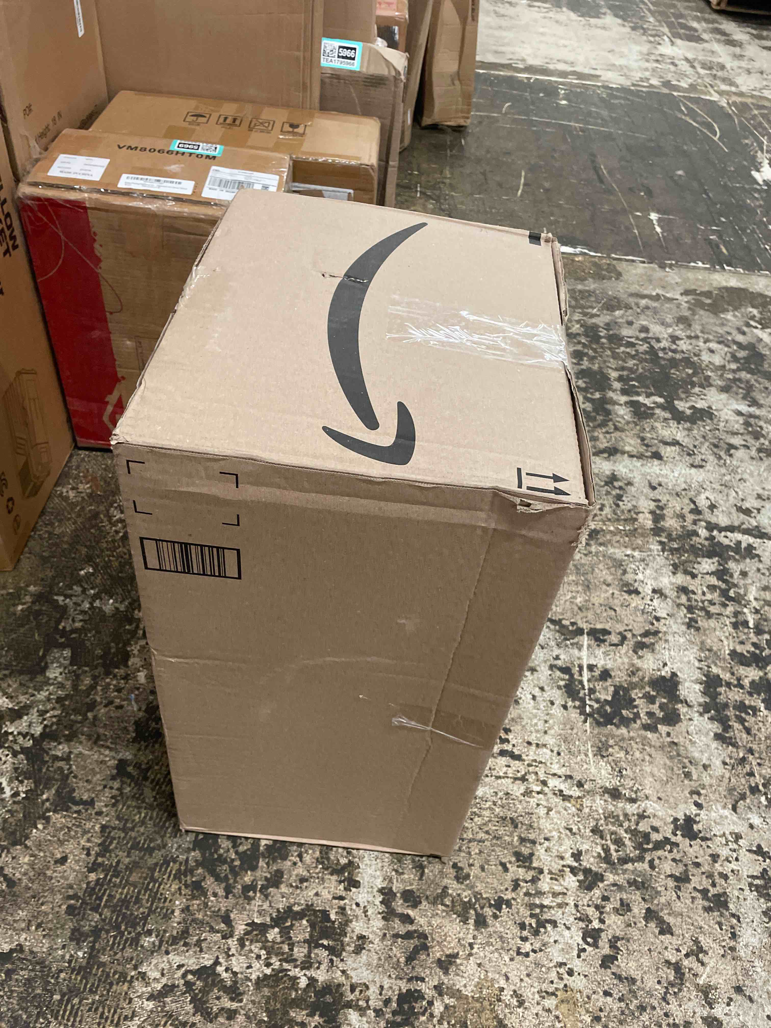 https://s3.amazonaws.com/lotting-images-prod/phillipi/TEA1795972_1756359321125.jpeg