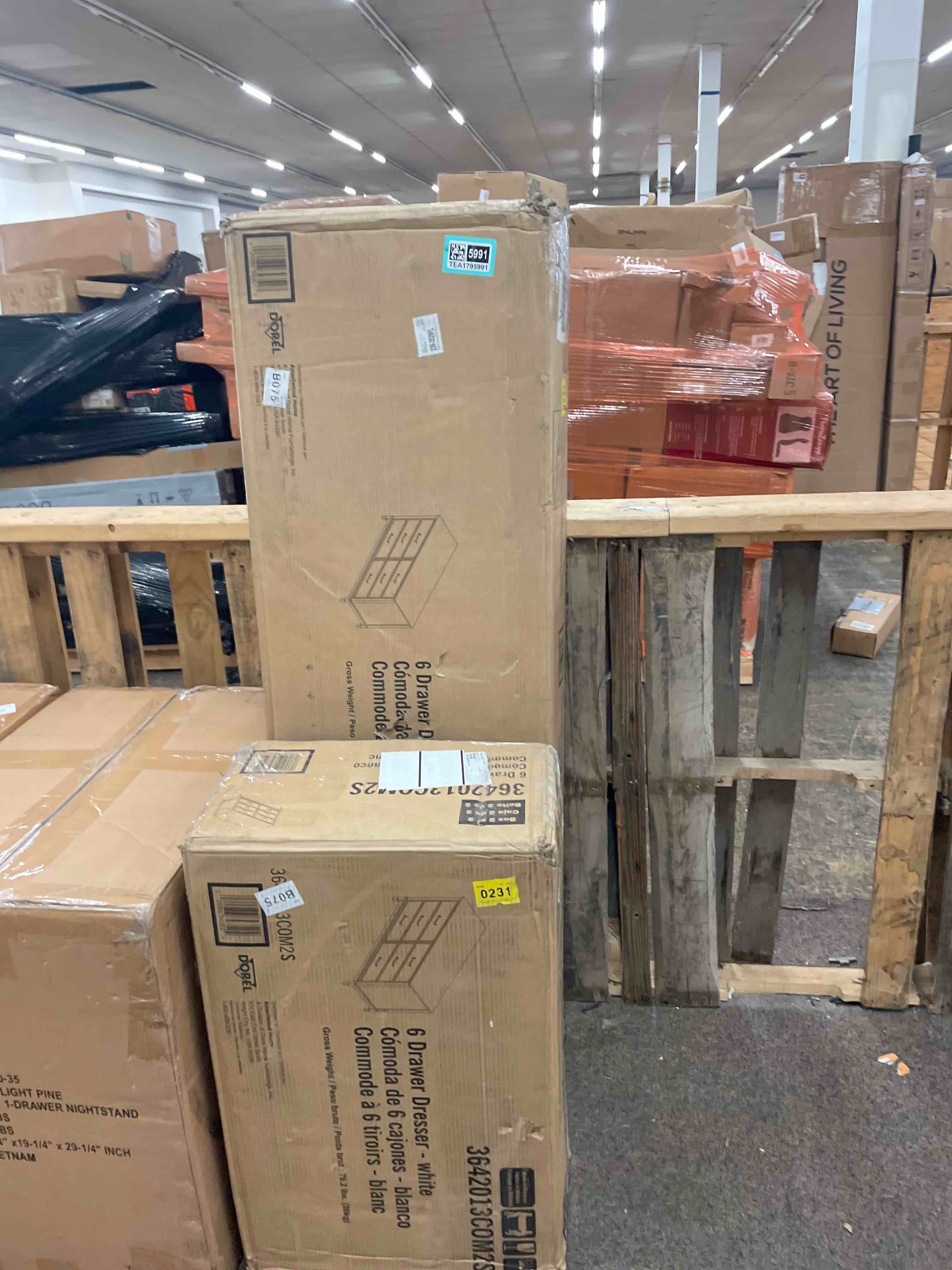 https://s3.amazonaws.com/lotting-images-prod/phillipi/TEA1795991_1756917974448.jpeg