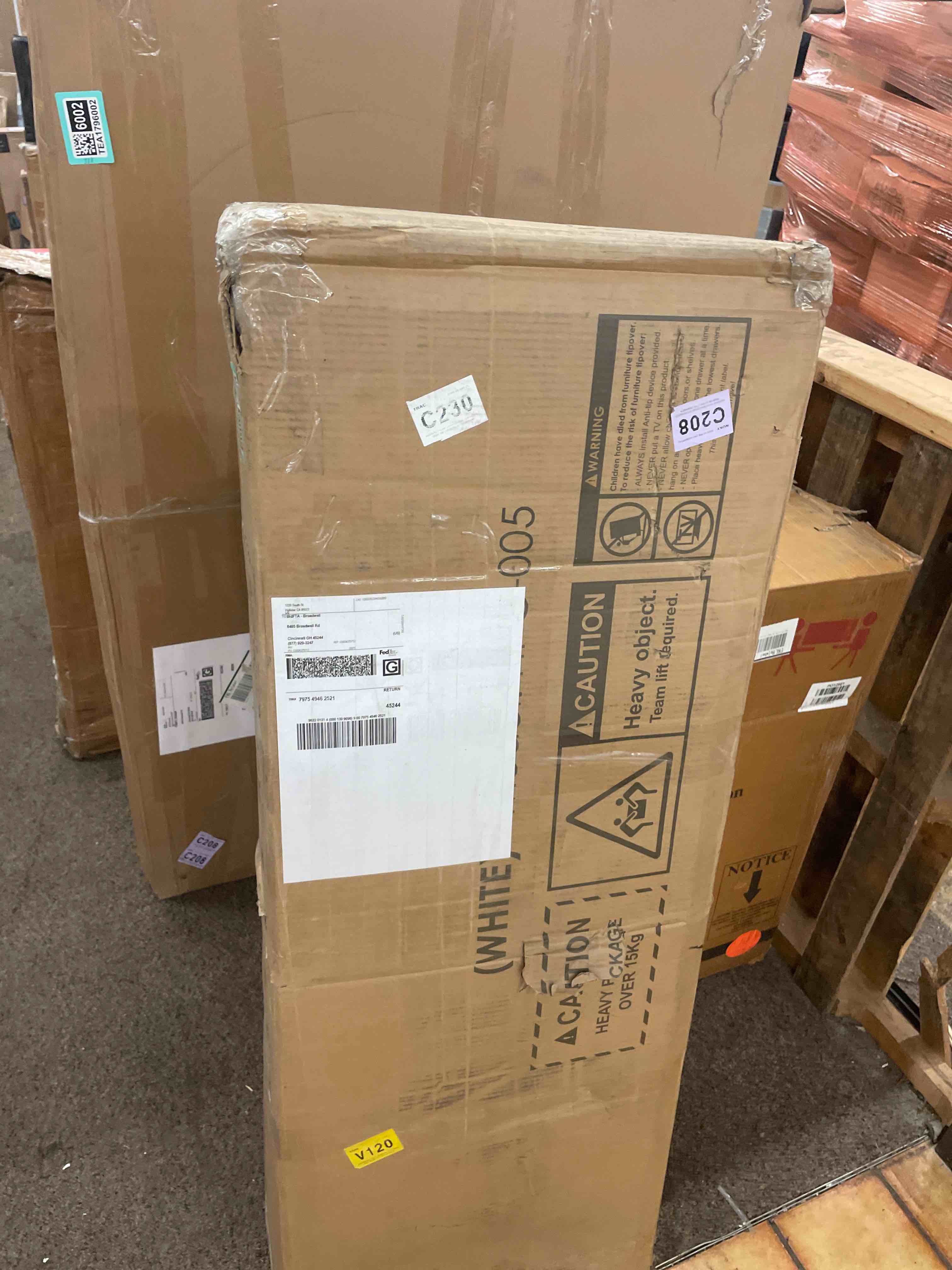 https://s3.amazonaws.com/lotting-images-prod/phillipi/TEA1796006_1756922161530.jpeg