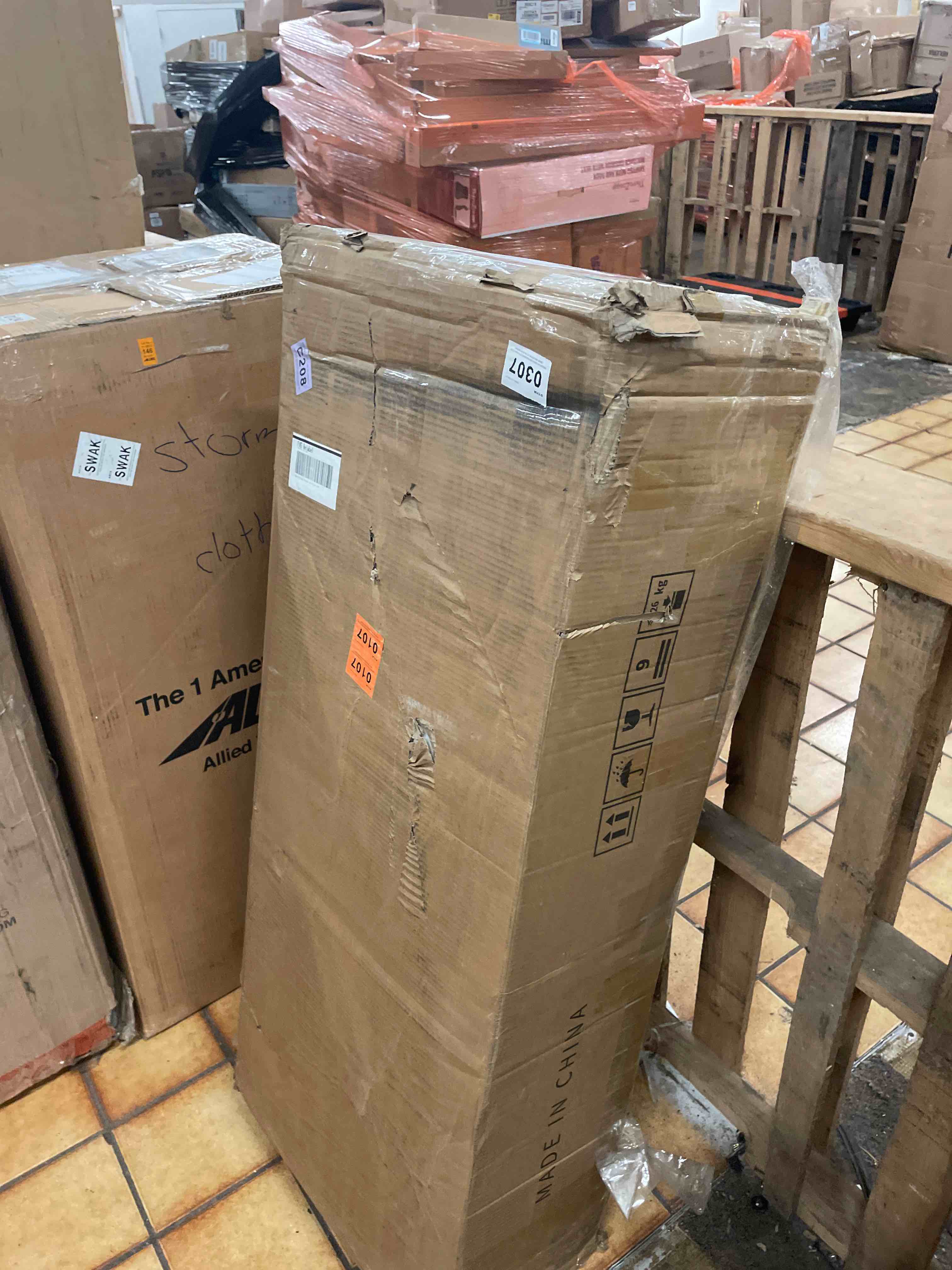 https://s3.amazonaws.com/lotting-images-prod/phillipi/TEA1796017_1756941606518.jpeg