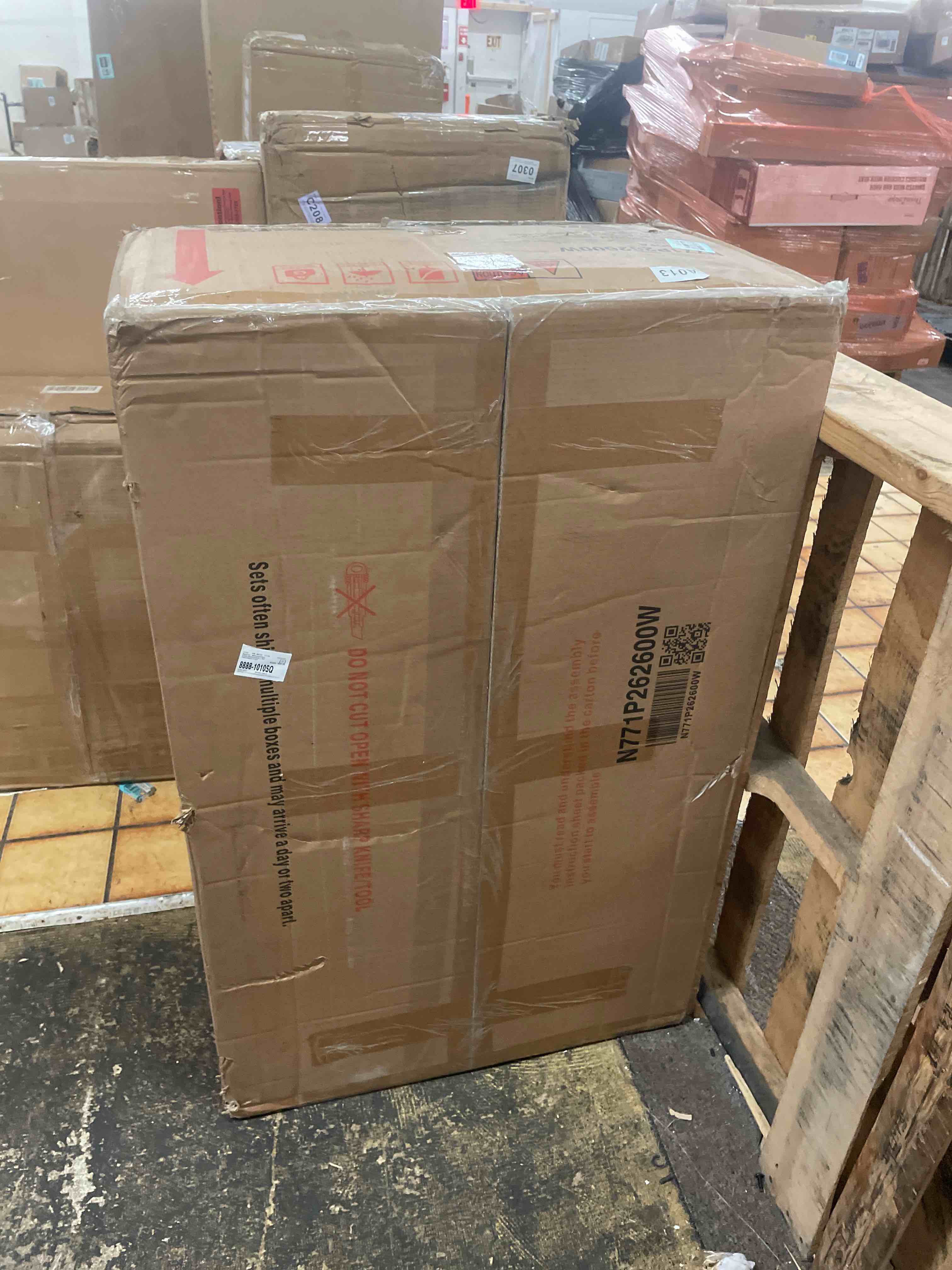 https://s3.amazonaws.com/lotting-images-prod/phillipi/TEA1796026_1756944039920.jpeg