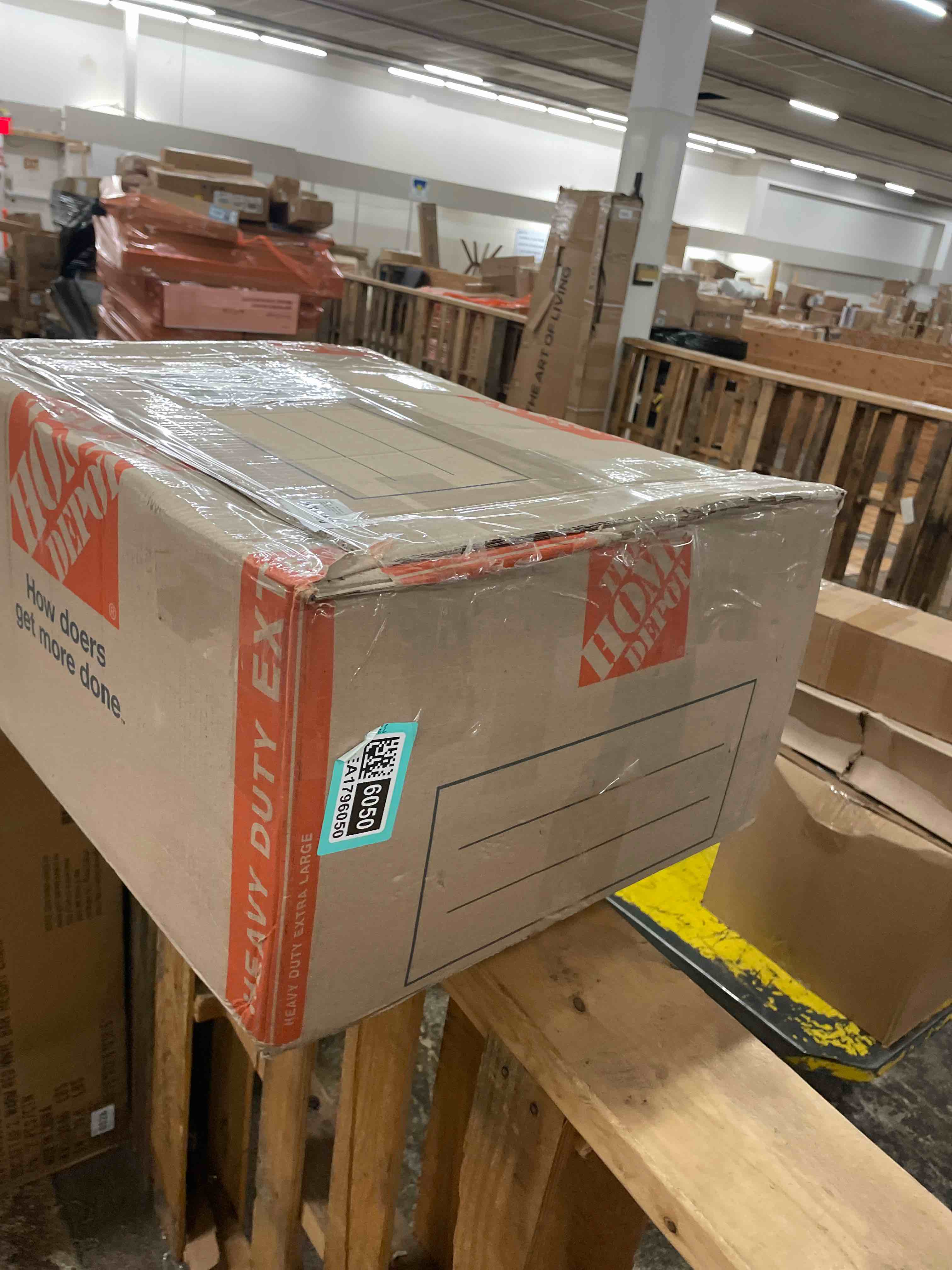 https://s3.amazonaws.com/lotting-images-prod/phillipi/TEA1796050_1756952818255.jpeg