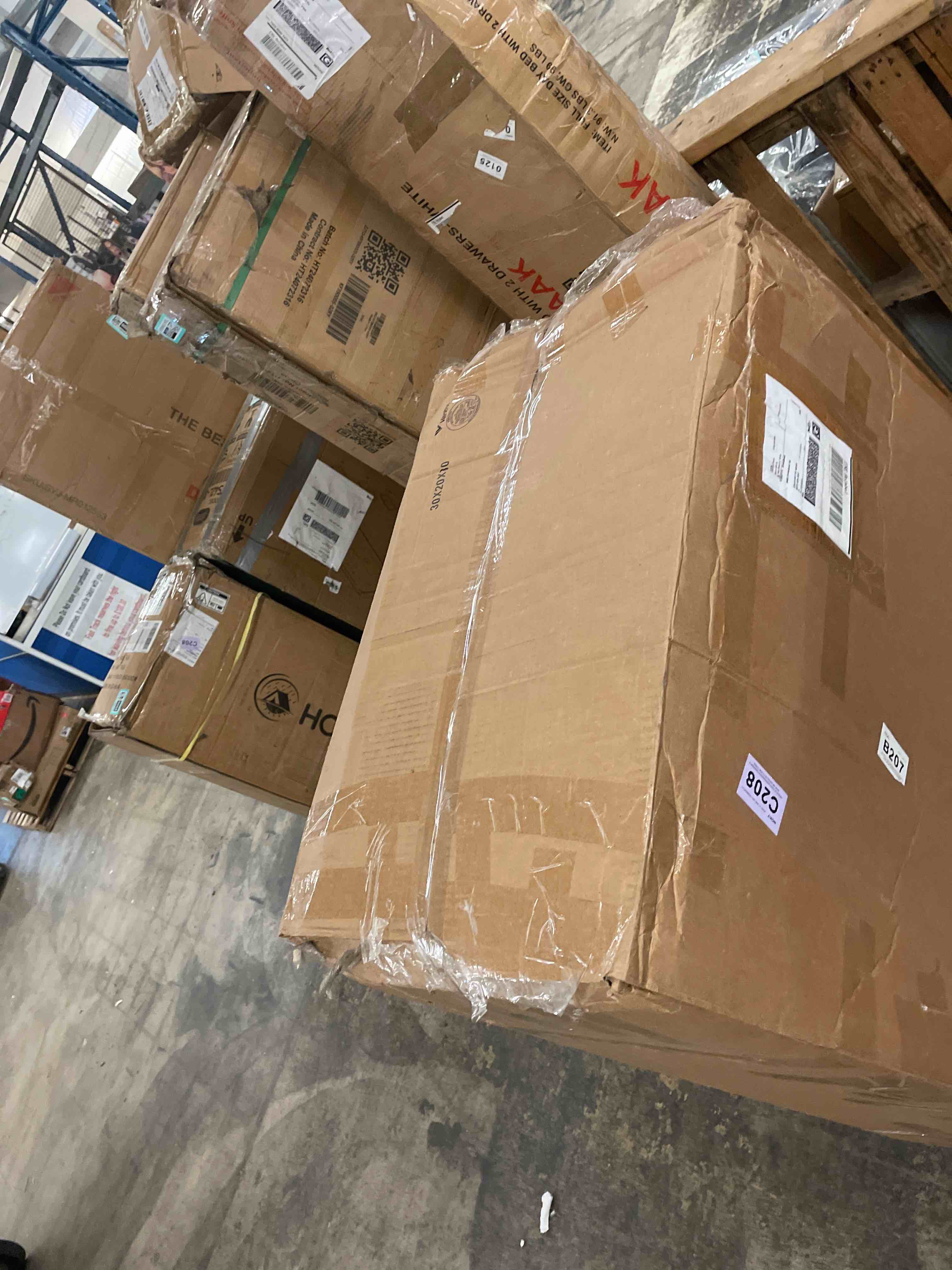 https://s3.amazonaws.com/lotting-images-prod/phillipi/TEA1796071_1757461367005.jpeg