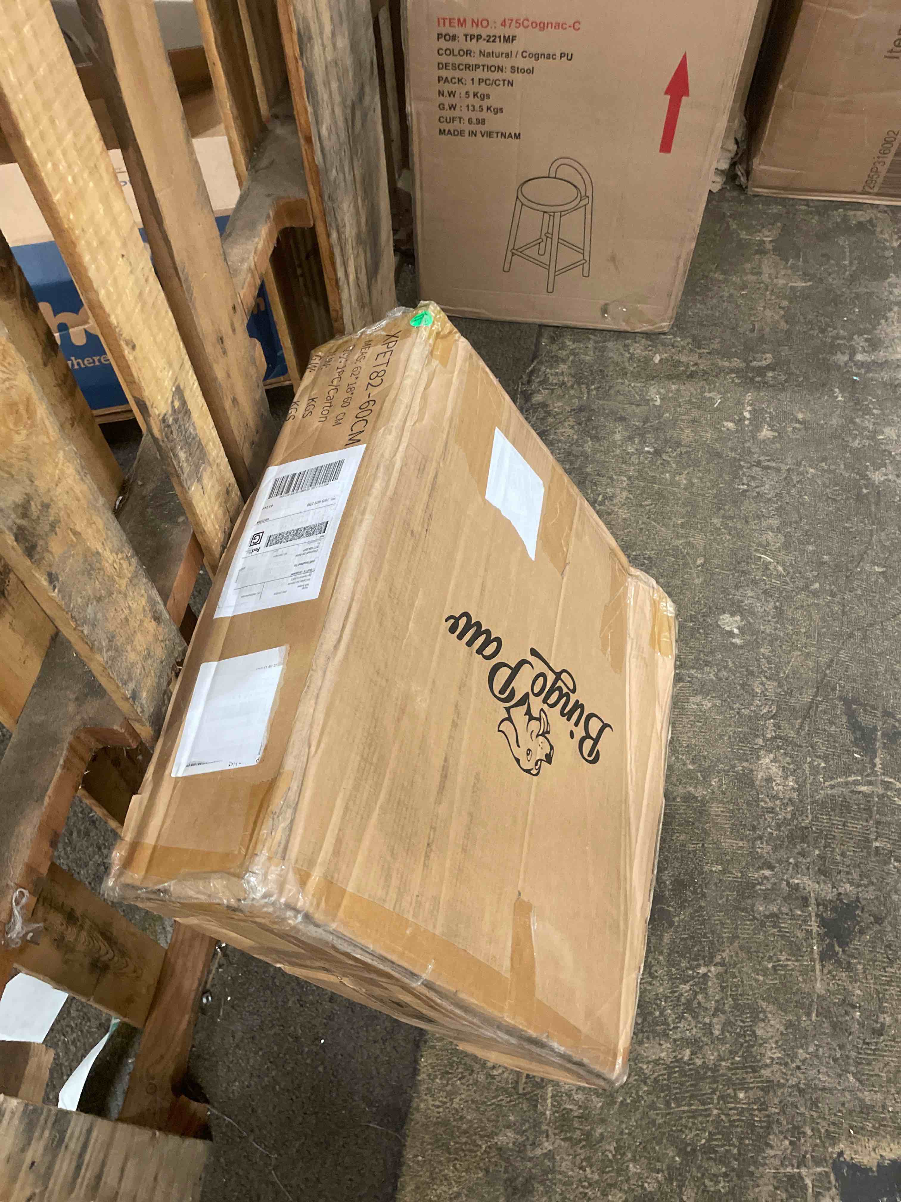 https://s3.amazonaws.com/lotting-images-prod/phillipi/TEA1796173_1757541674460.jpeg