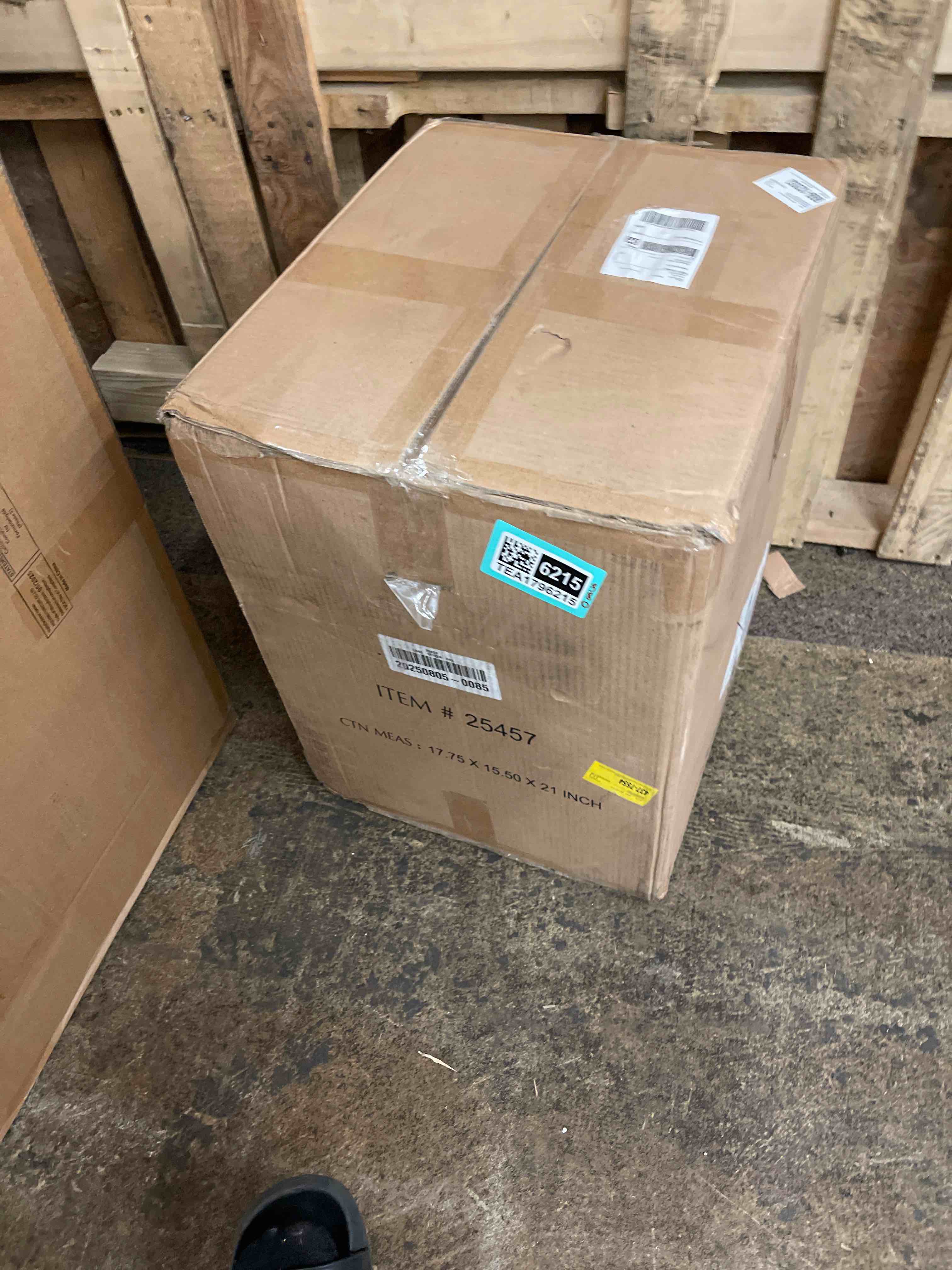 https://s3.amazonaws.com/lotting-images-prod/phillipi/TEA1796215_1757615654299.jpeg