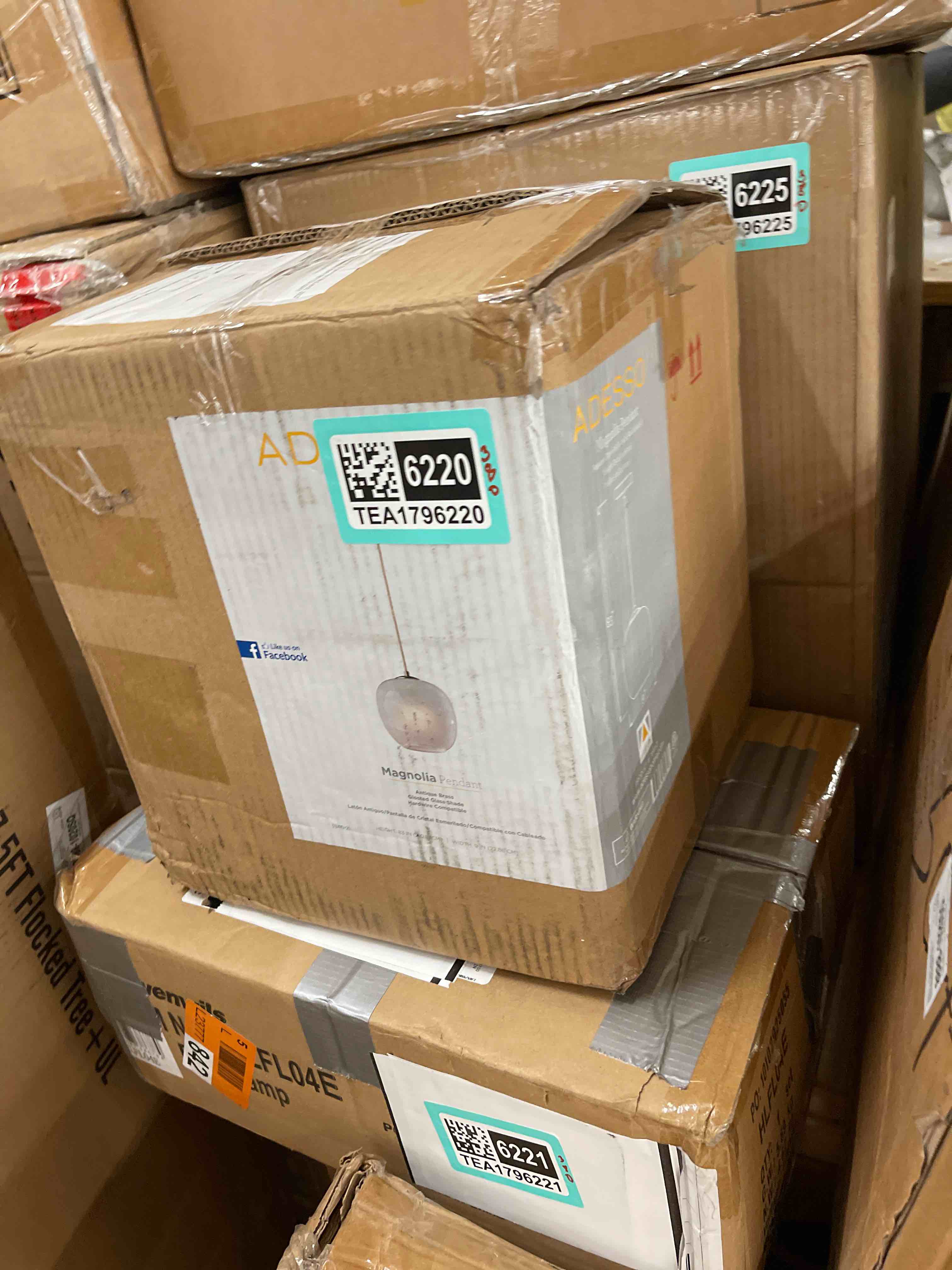 https://s3.amazonaws.com/lotting-images-prod/phillipi/TEA1796220_1757614147846.jpeg